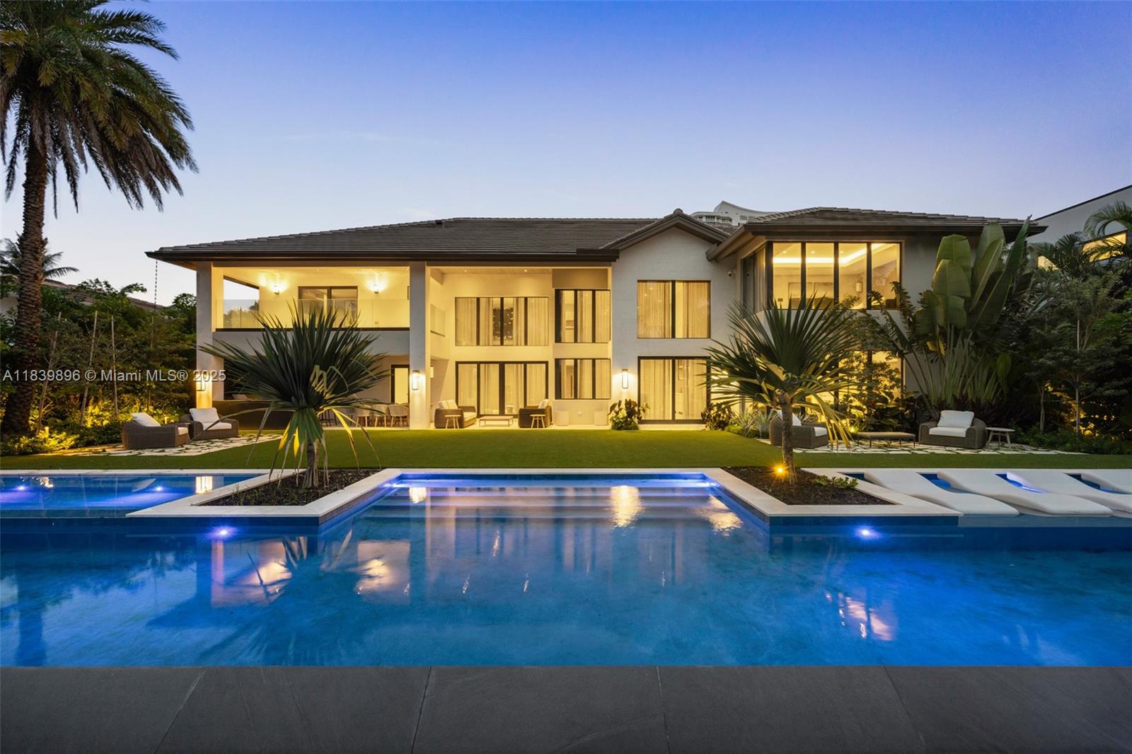 110 Holiday Dr, Hallandale Beach, Florida 33009, 6 Bedrooms Bedrooms, ,7 BathroomsBathrooms,Residential,For Sale,GOLDEN ISLES SEC D REPLAT,Holiday Dr,A11839896