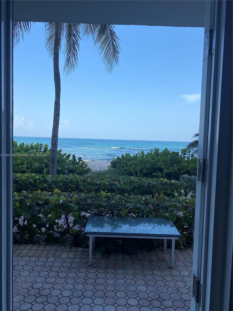 1850 Ocean Dr, Hallandale Beach, Florida 33009, 3 Bedrooms Bedrooms, ,3 BathroomsBathrooms,Residential,For Sale,BEACH CLUB,Ocean Dr,A11847463