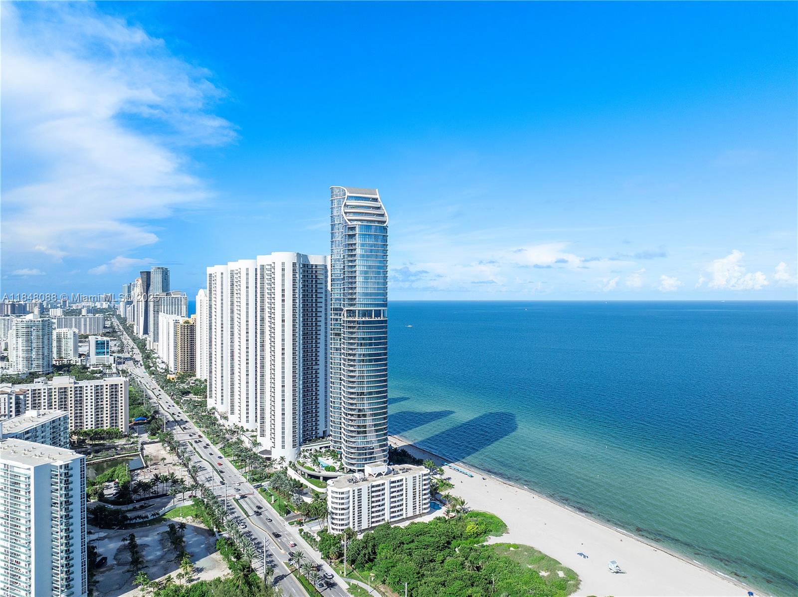 15701 Collins Ave, Sunny Isles Beach, Florida 33160, 4 Bedrooms Bedrooms, ,5 BathroomsBathrooms,Residential Lease,For Rent,15701 COLLINS CONDO,Collins Ave,A11848088