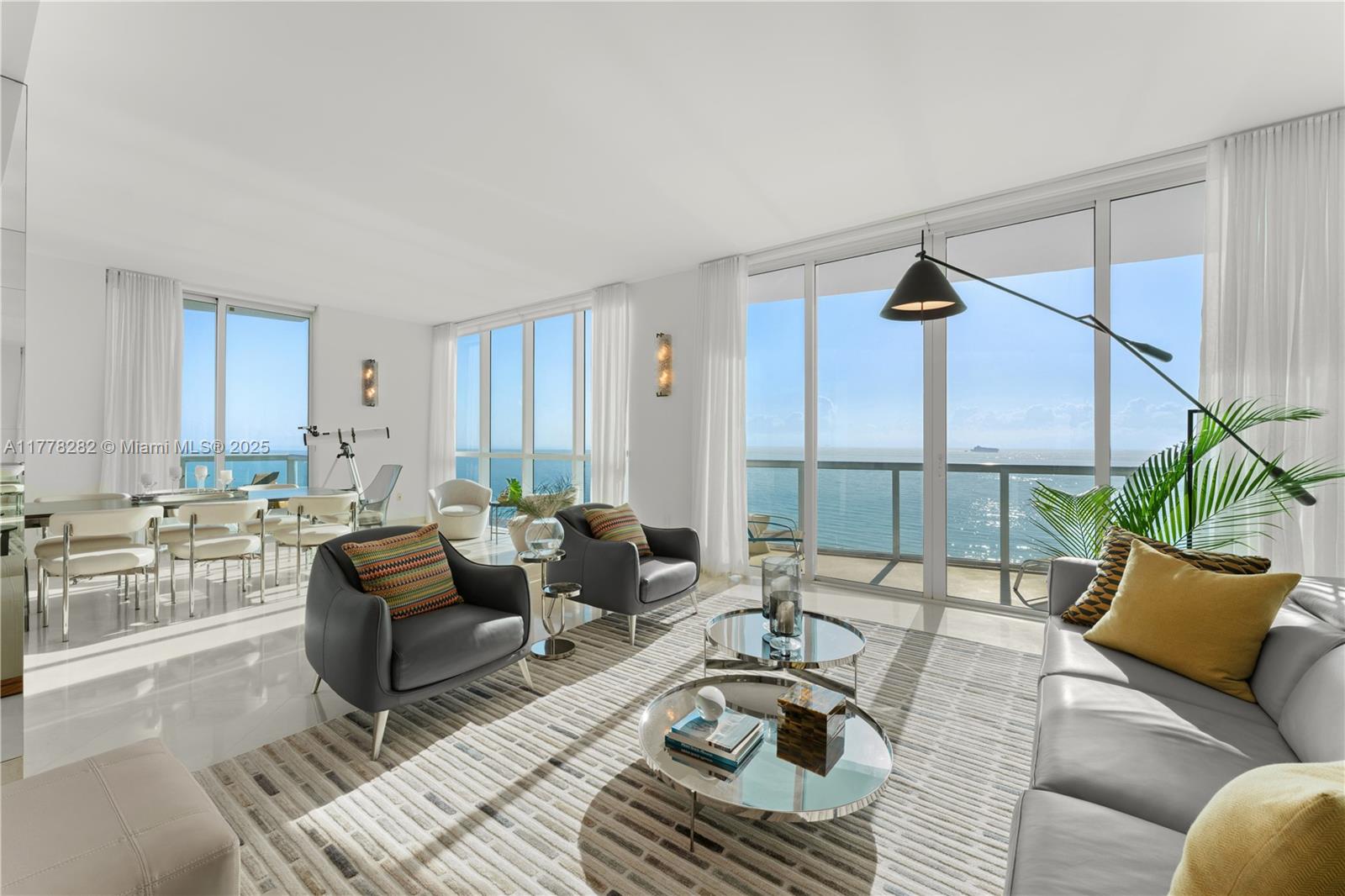 50 Pointe Dr, Miami Beach, Florida 33139, 3 Bedrooms Bedrooms, ,4 BathroomsBathrooms,Residential,Sold,Continuum North Tower,Pointe Dr,A11778282