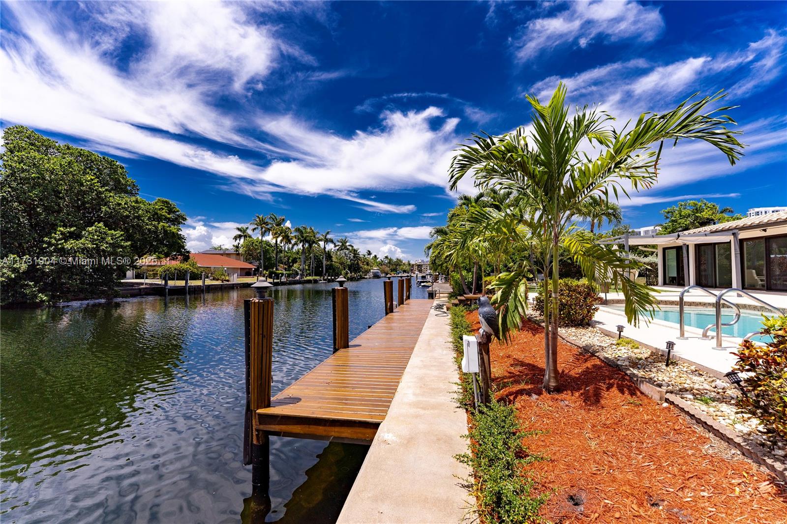 636 Hibiscus Dr, Hallandale Beach, Florida 33009, 4 Bedrooms Bedrooms, ,3 BathroomsBathrooms,Residential Lease,For Rent,GOLDEN ISLES SEC,Hibiscus Dr,A11731904