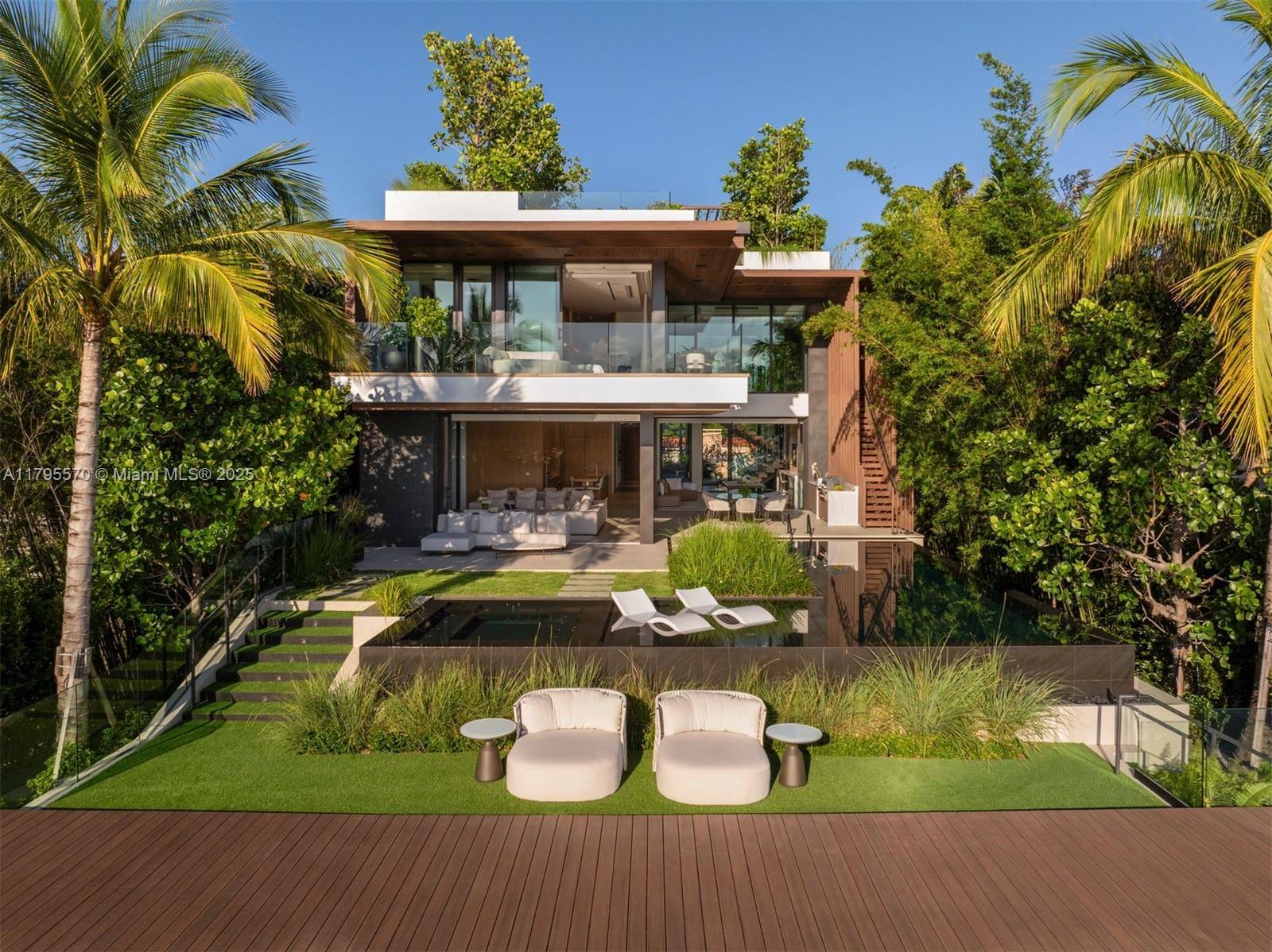 220 Dilido Dr, Miami Beach, Florida 33139, 5 Bedrooms Bedrooms, ,6 BathroomsBathrooms,Residential,Sold,DI LIDO ISLAND,Dilido Dr,A11795570