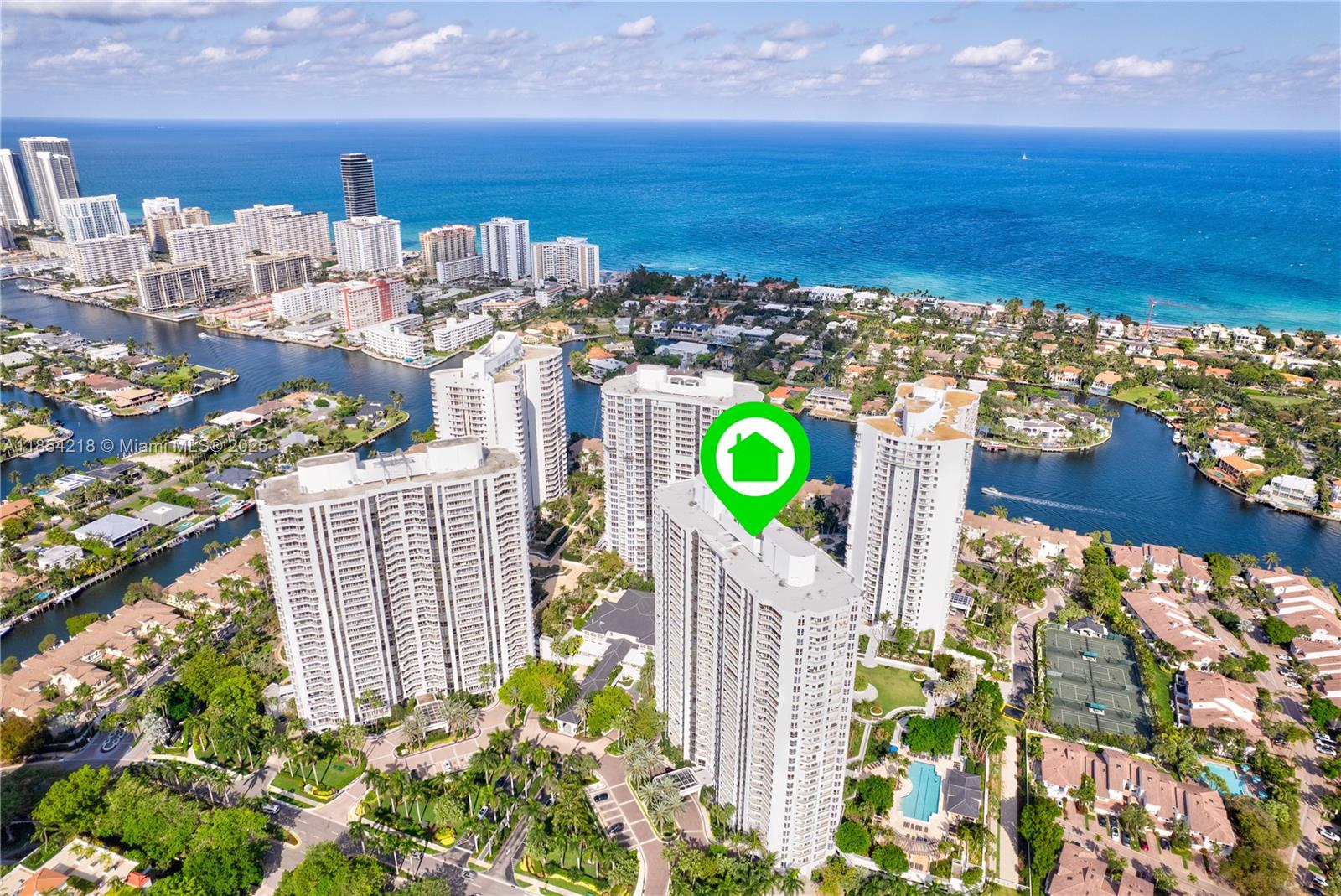 Aventura, Florida 33180, 3 Bedrooms Bedrooms, ,2 BathroomsBathrooms,Residential Lease,For Rent,SOUTH TOWER AT THE POINT,A11854218