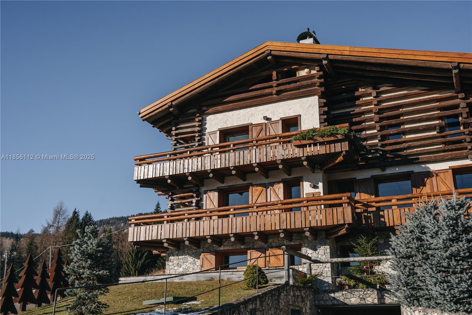 Loc. Gilardon 57, Cortina Localit&agrave; Gilardon, Florida, 7 Bedrooms Bedrooms, ,7 BathroomsBathrooms,Residential,For Sale,Cortina d&rsquo;Ampezzo,Localit&agrave; Gilardon,A11856112