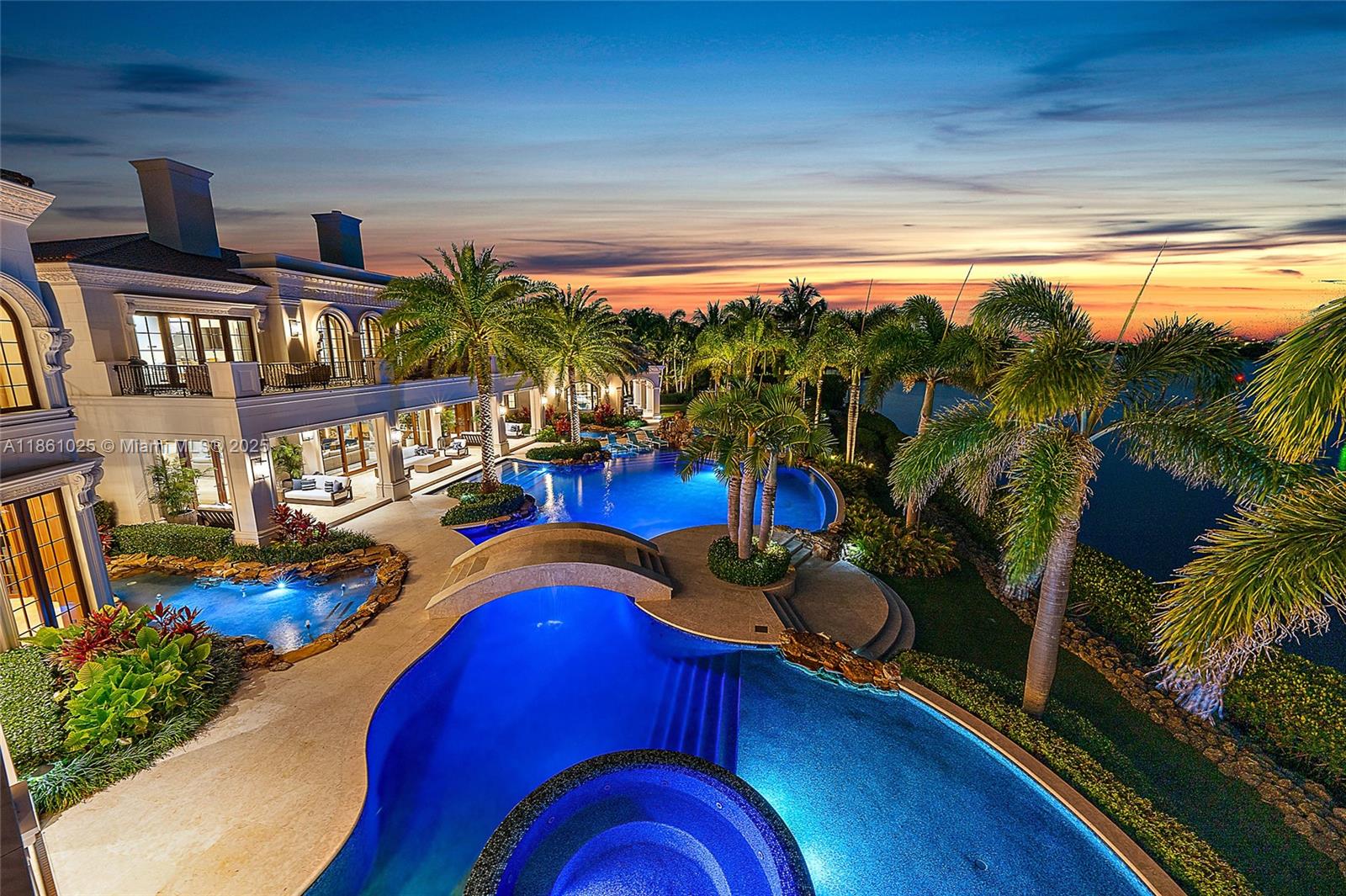 176 Spyglass Ln, Jupiter, Florida 33477, 6 Bedrooms Bedrooms, ,7 BathroomsBathrooms,Residential,For Sale,Admirals Cove,Spyglass Ln,A11861025