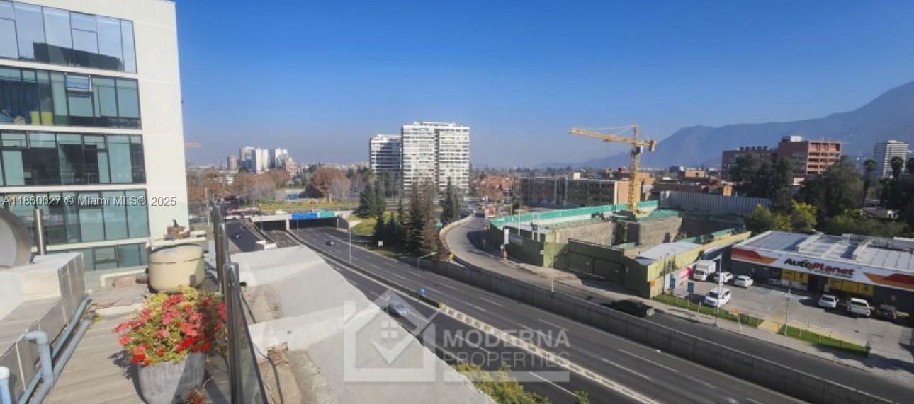 Avda. Las Condes 10.527, 8320269, ,Commercial Sale,For Sale,10.527,A11860027