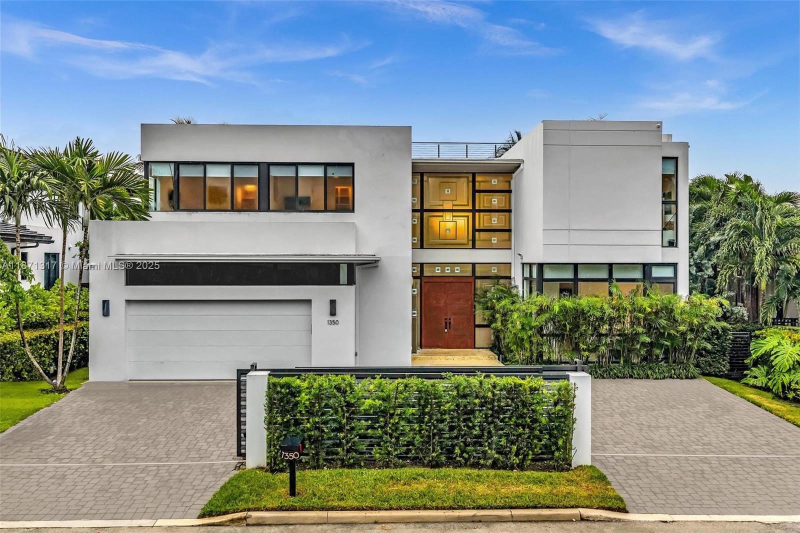 1350 98th St, Bay Harbor Islands, Florida 33154, 7 Bedrooms Bedrooms, ,6 BathroomsBathrooms,Residential Lease,For Rent,BAY HARBOR ISLAND,98th St,A11871317