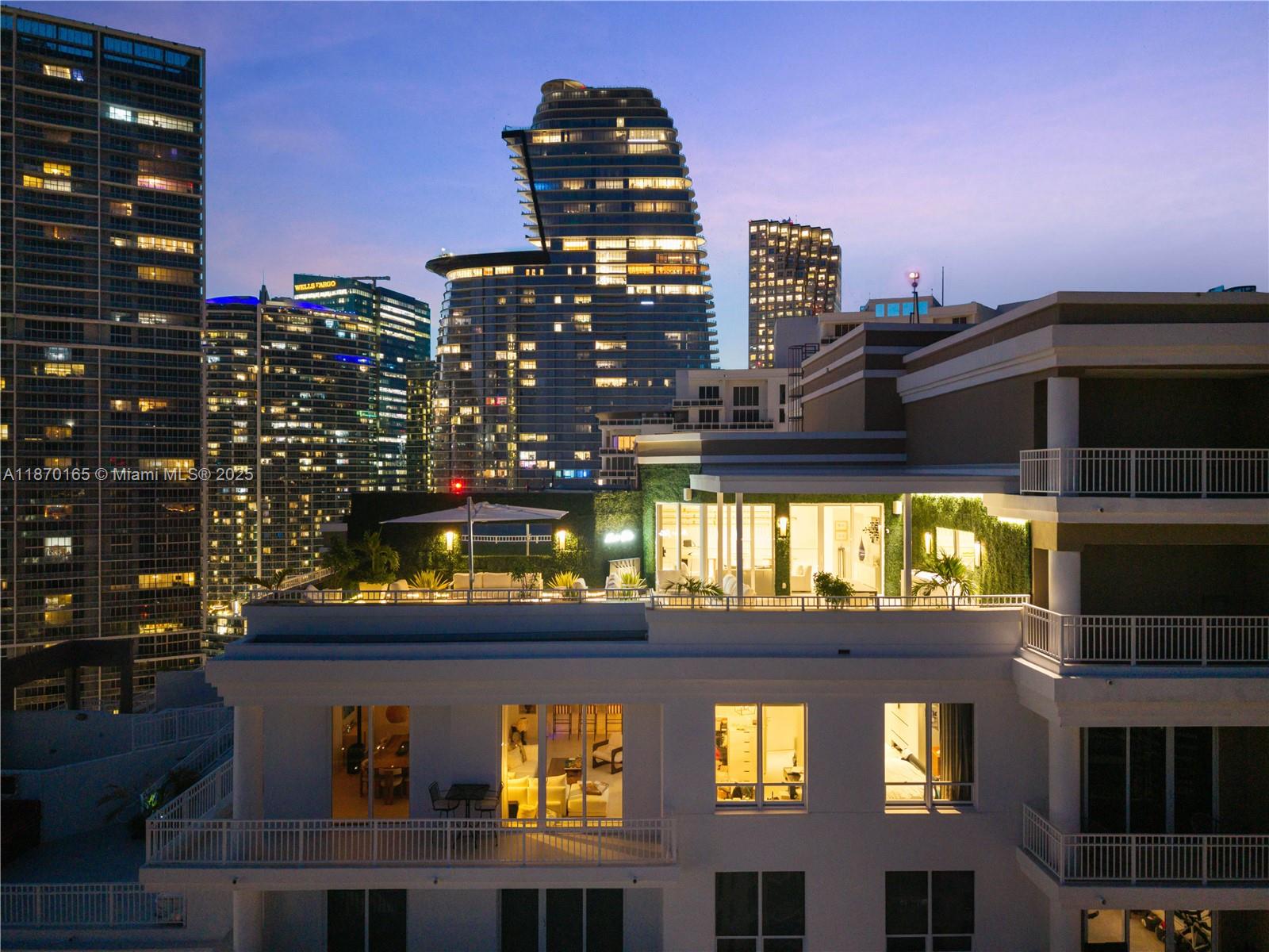 801 Brickell Key Blvd, Miami, Florida 33131, 3 Bedrooms Bedrooms, ,3 BathroomsBathrooms,Residential,For Sale,COURTS BRICKELL KEY,Brickell Key Blvd,A11870165