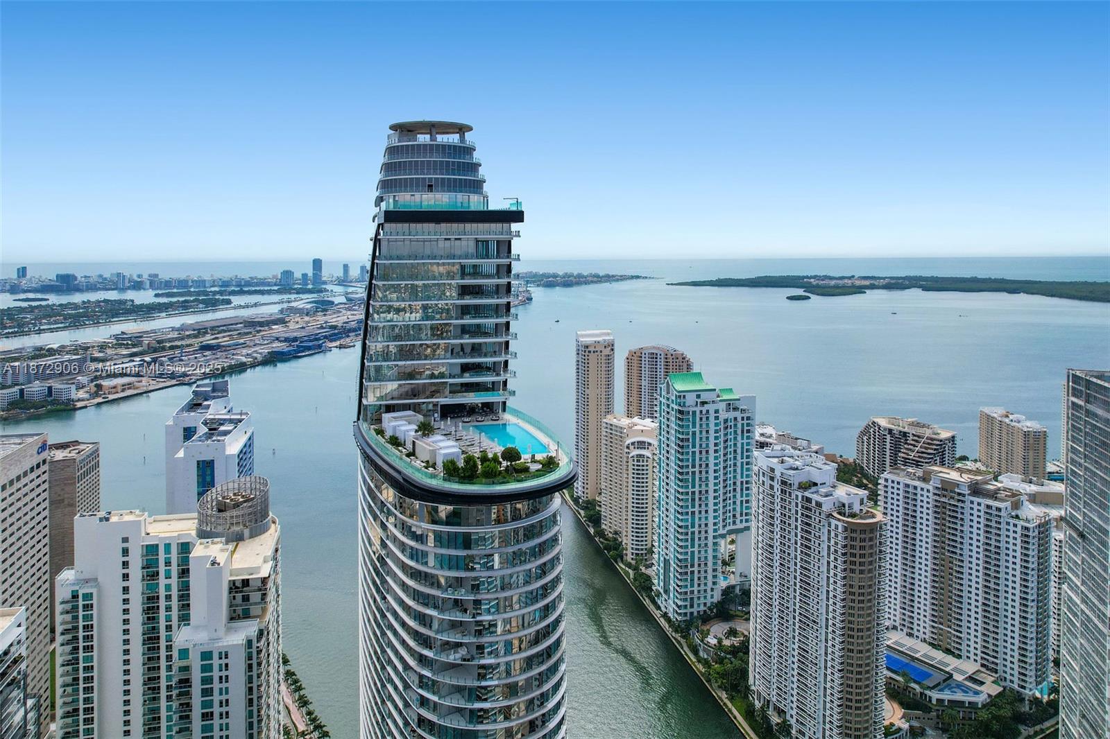 300 Biscayne Blvd Way, Miami, Florida 33131, 5 Bedrooms Bedrooms, ,6 BathroomsBathrooms,Residential,For Sale,Aston Martin Residences,Biscayne Blvd Way,A11872906