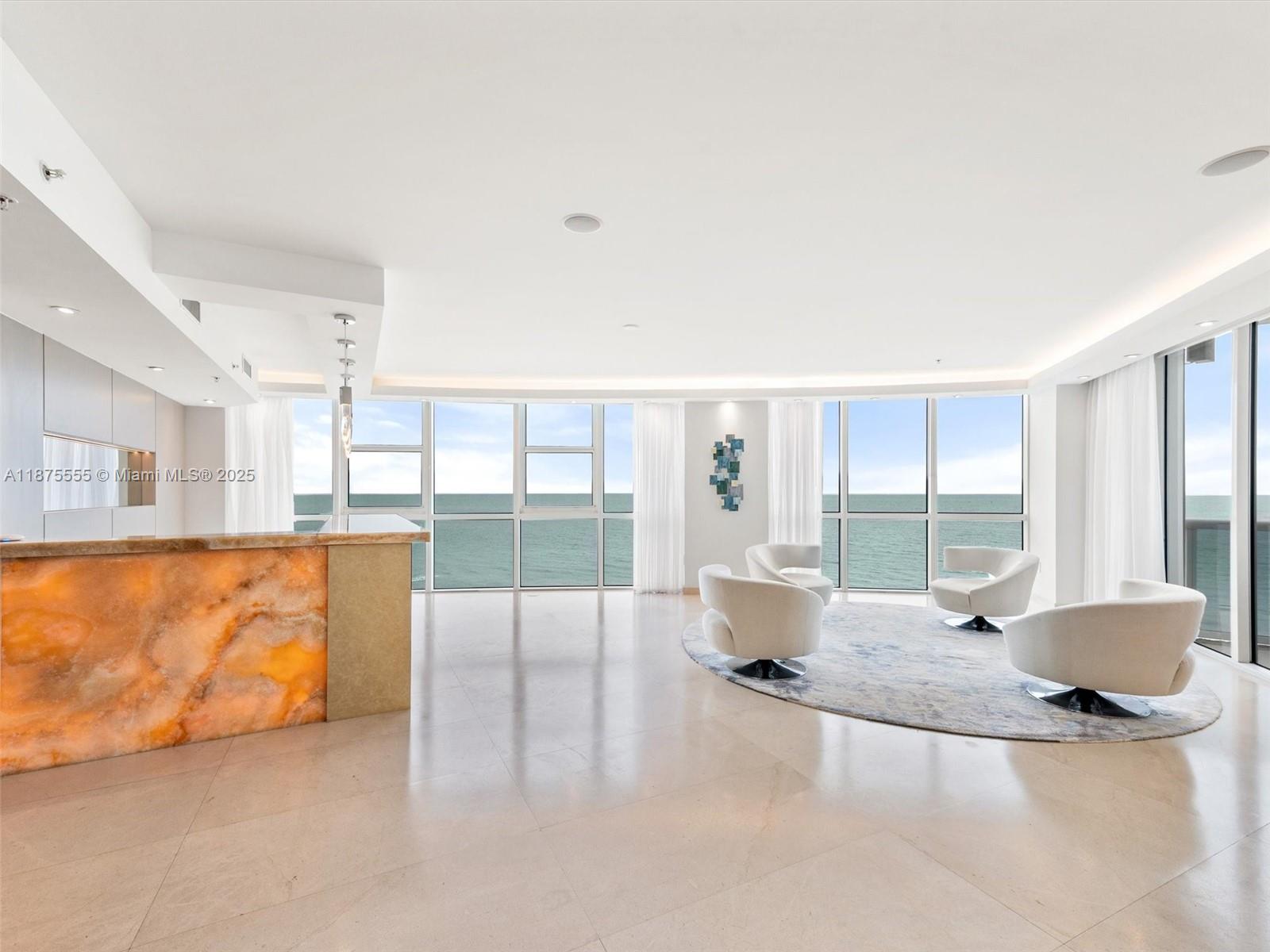 18201 Collins Ave, Sunny Isles Beach, Florida 33160, 3 Bedrooms Bedrooms, ,3 BathroomsBathrooms,Residential,For Sale,Trump Royale,Collins Ave,A11875555