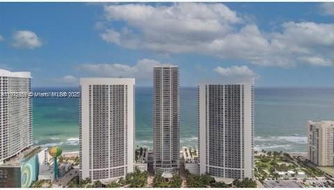 1830 Ocean Dr, Hallandale Beach, Florida 33009, 2 Bedrooms Bedrooms, ,2 BathroomsBathrooms,Residential Lease,For Rent,BEACH CLUB TWO CONDO,Ocean Dr,A11875355
