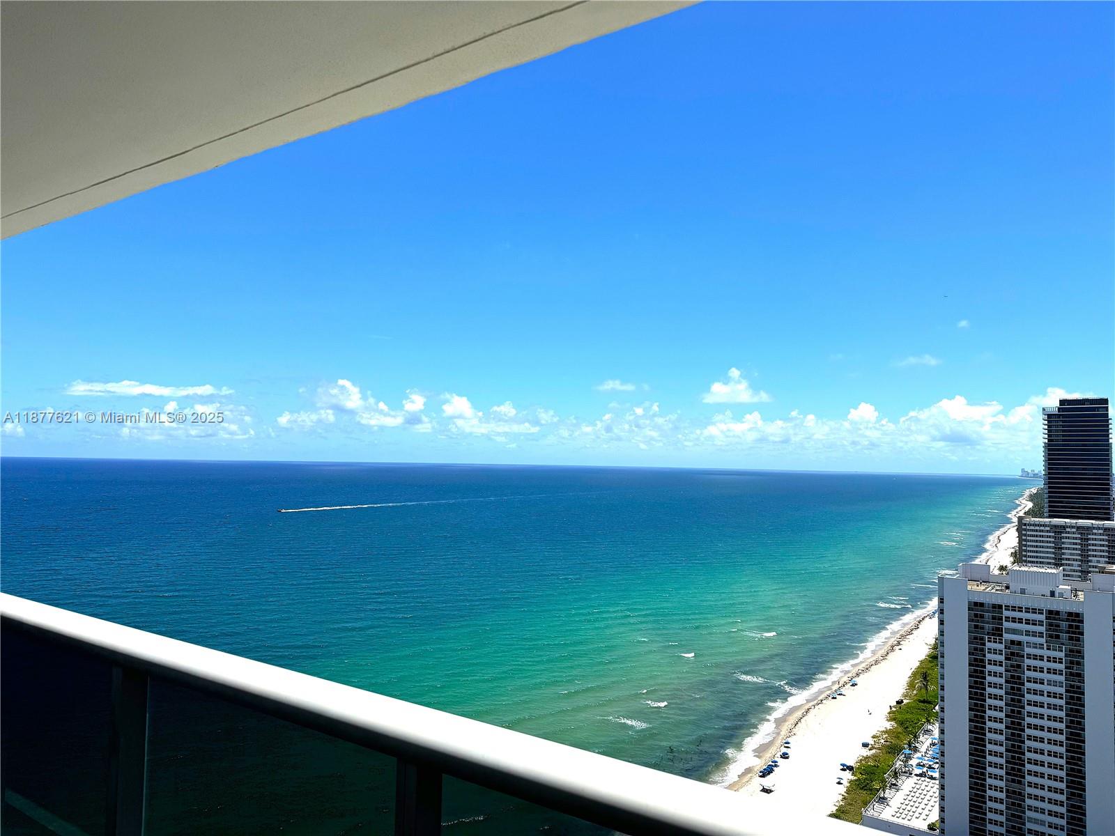 1830 Ocean Dr, Hallandale Beach, Florida 33009, 3 Bedrooms Bedrooms, ,3 BathroomsBathrooms,Residential Lease,For Rent,BEACH CLUB TWO CONDO,Ocean Dr,A11877621