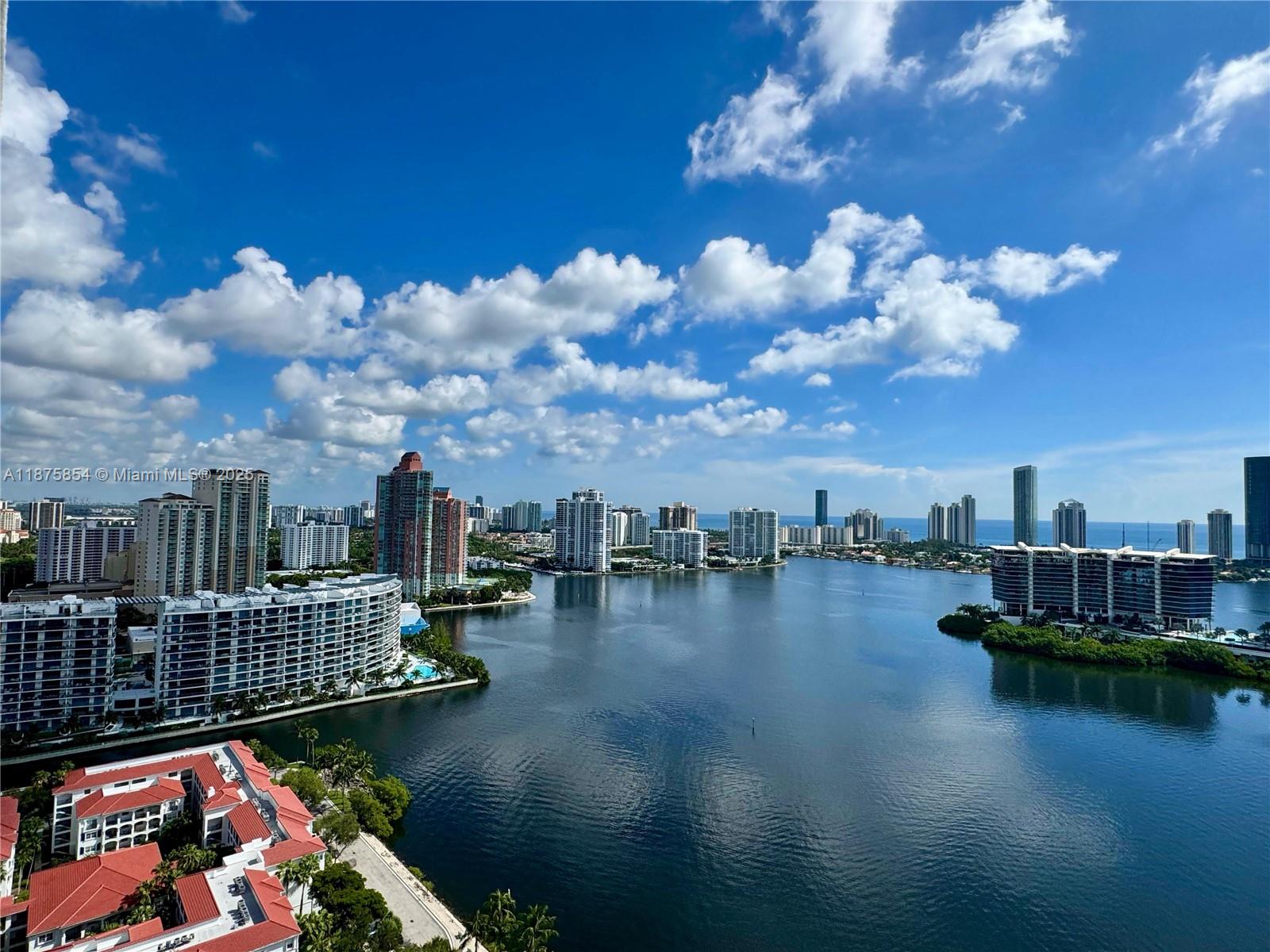3301 183rd St, Aventura, Florida 33160, 3 Bedrooms Bedrooms, ,3 BathroomsBathrooms,Residential,For Sale,THE PENINSULA II CONDO,183rd St,A11875854
