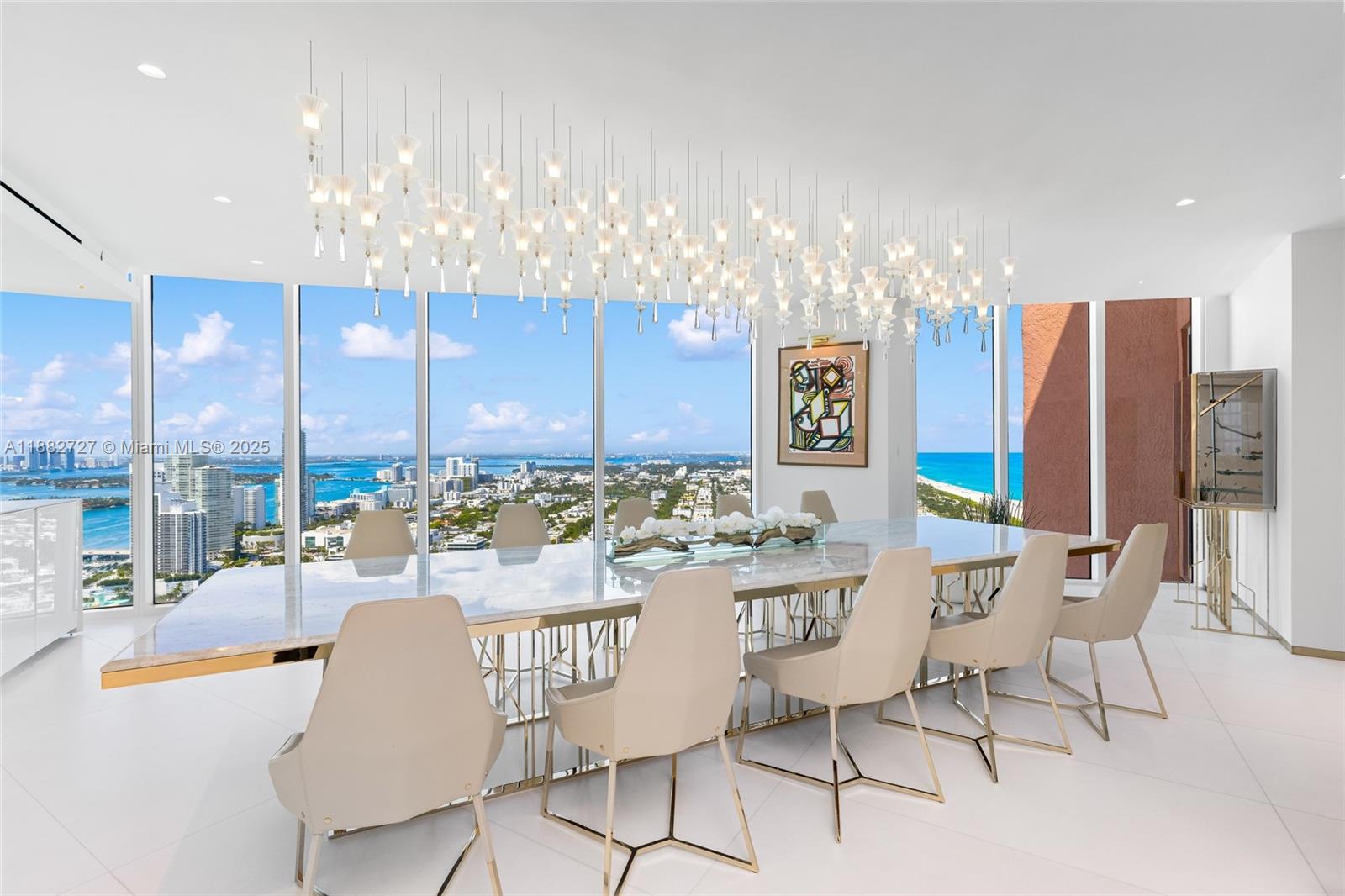 300 Pointe Dr, Miami Beach, Florida 33139, 4 Bedrooms Bedrooms, ,6 BathroomsBathrooms,Residential,For Sale,PORTOFINO TOWER,Pointe Dr,A11882727