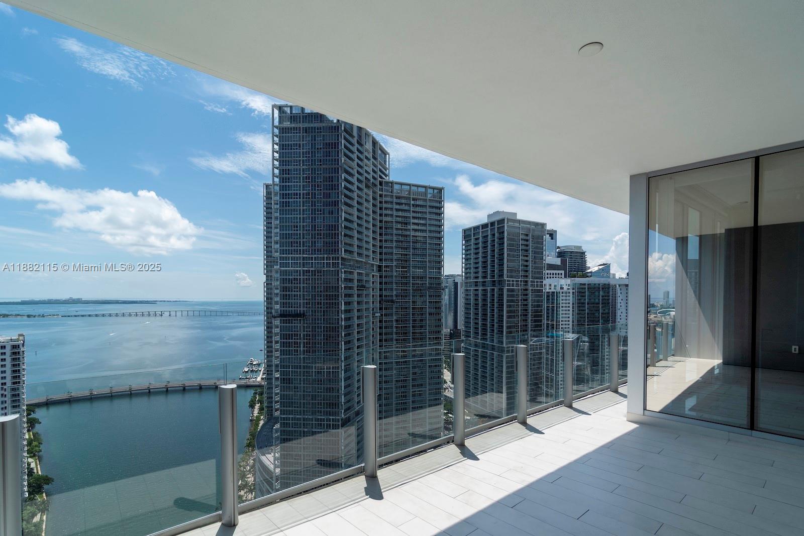 300 Biscayne Blvd Way, Miami, Florida 33131, 3 Bedrooms Bedrooms, ,4 BathroomsBathrooms,Residential,For Sale,ASTON MARTIN RESIDENCES,Biscayne Blvd Way,A11882115