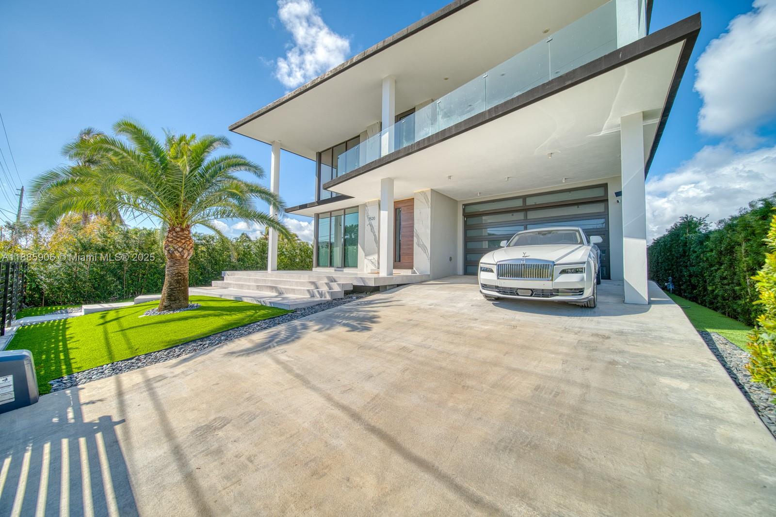 7520 Treasure Dr, North Bay Village, Florida 33141, 6 Bedrooms Bedrooms, ,6 BathroomsBathrooms,Residential,Sold,TREASURE ISLAND,Treasure Dr,A11885906