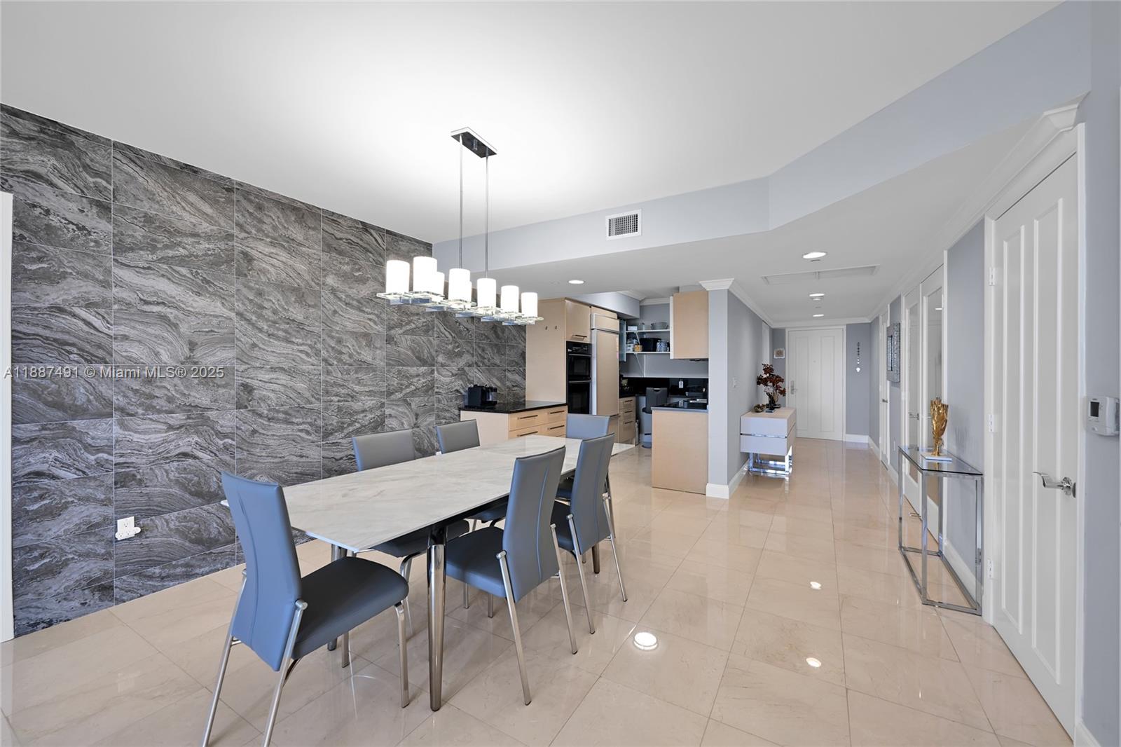 1850 OCEAN DR, Hallandale Beach, Florida 33009, 3 Bedrooms Bedrooms, ,3 BathroomsBathrooms,Residential,For Sale,BEACH CLUB ONE,OCEAN DR,A11887491