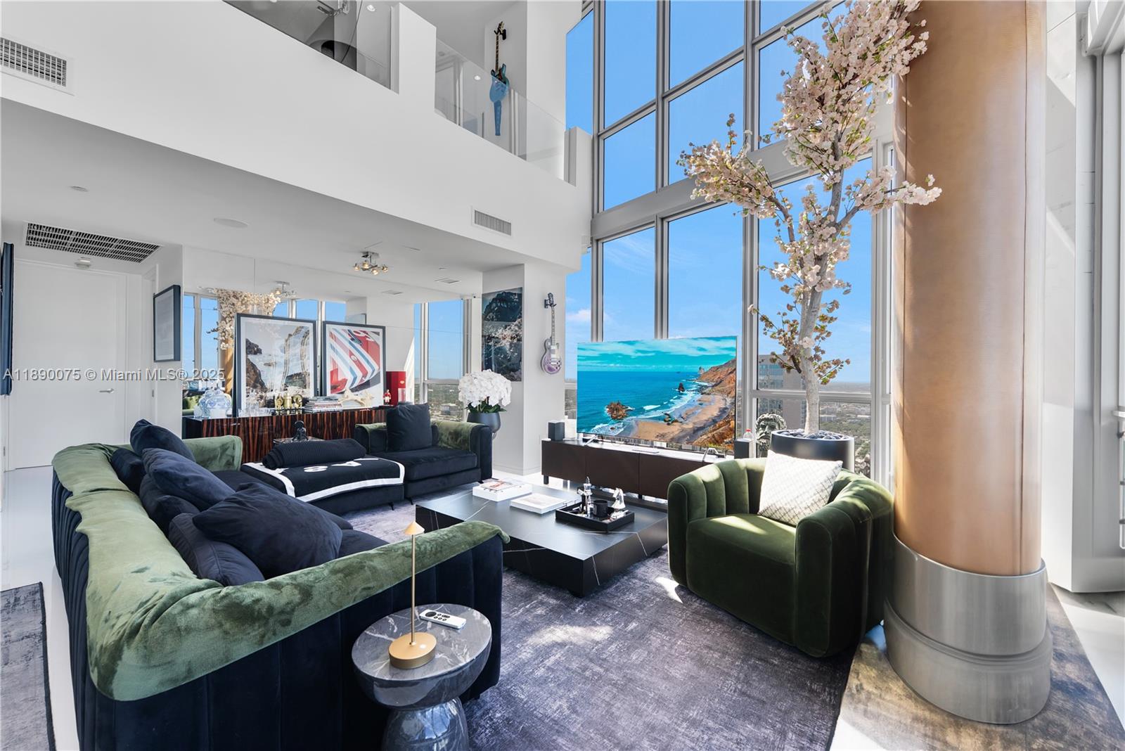 1100 Biscayne Blvd, Miami, Florida 33132, 2 Bedrooms Bedrooms, ,2 BathroomsBathrooms,Residential,For Sale,Marquis Residences,Biscayne Blvd,A11890075