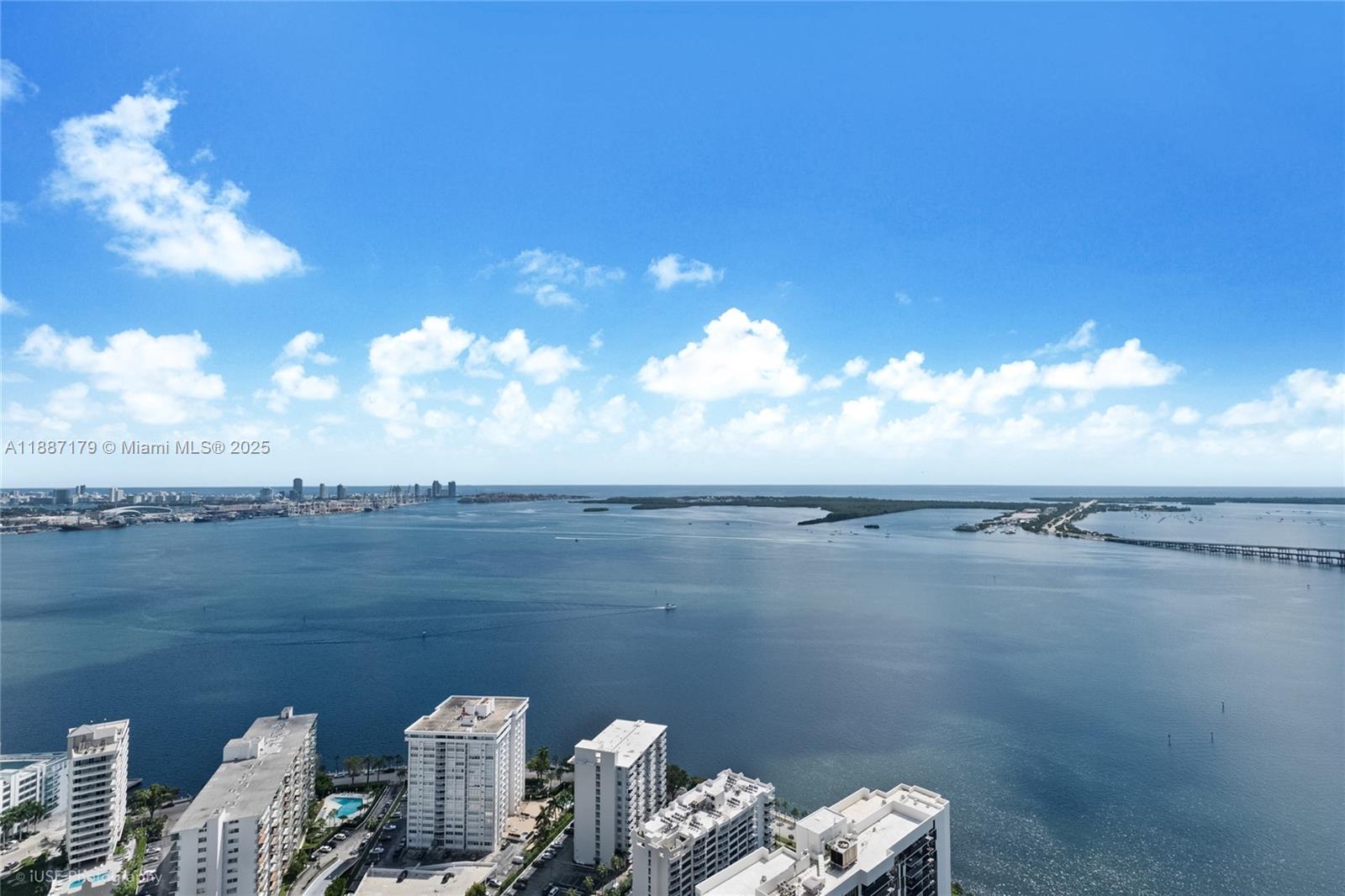 1451 Brickell Ave, Miami, Florida 33131, 3 Bedrooms Bedrooms, ,3 BathroomsBathrooms,Residential,For Sale,ECHO BRICKELL,Brickell Ave,A11887179