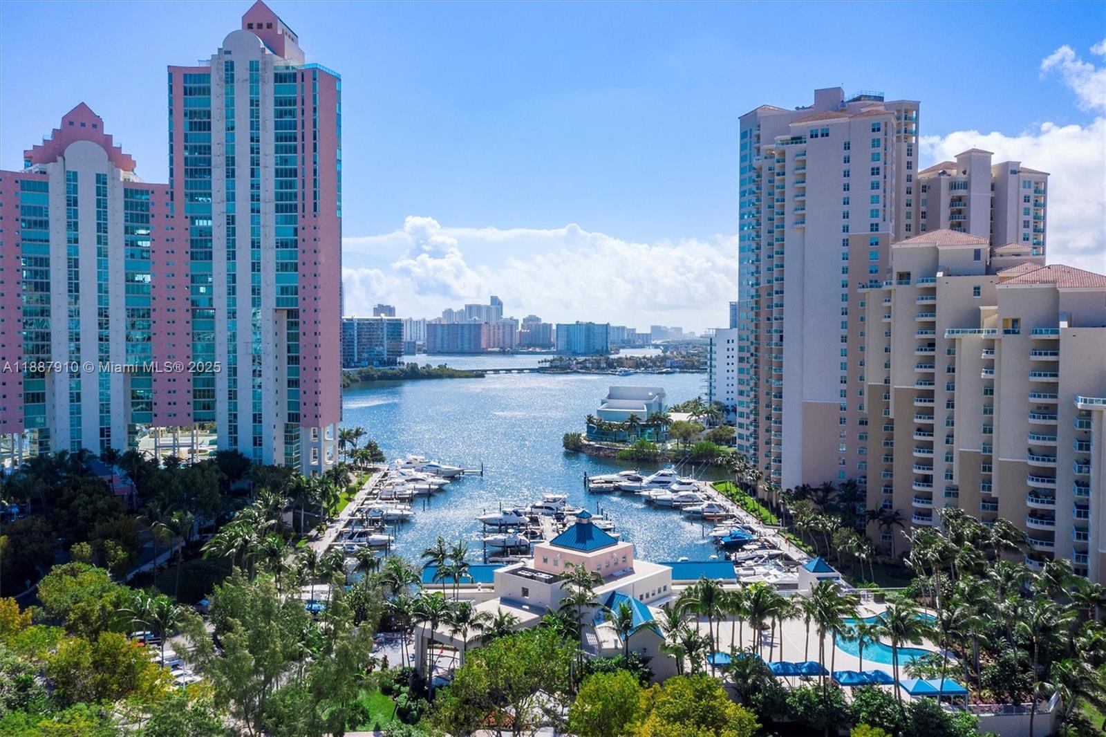 3340 190th St, Aventura, Florida 33180, 2 Bedrooms Bedrooms, ,3 BathroomsBathrooms,Residential Lease,For Rent,AVENTURA MARINA CONDO NUM,190th St,A11887910