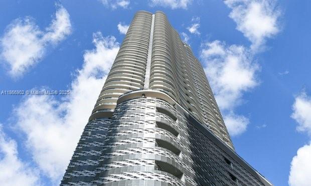 1000 Brickell Plz, Miami, Florida 33131, 2 Bedrooms Bedrooms, ,2 BathroomsBathrooms,Residential Lease,For Rent,BRICKELL FLATIRON CONDO,Brickell Plz,A11866902