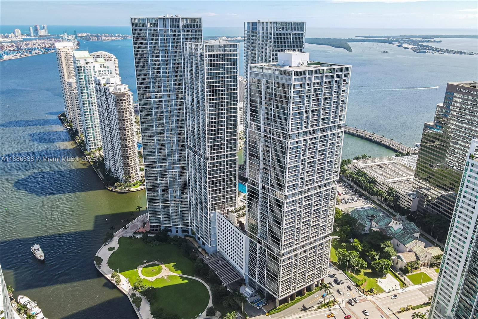 495 Brickell Ave, Miami, Florida 33131, 4 Bedrooms Bedrooms, ,4 BathroomsBathrooms,Residential,For Sale,Icon Brickell,Brickell Ave,A11886638