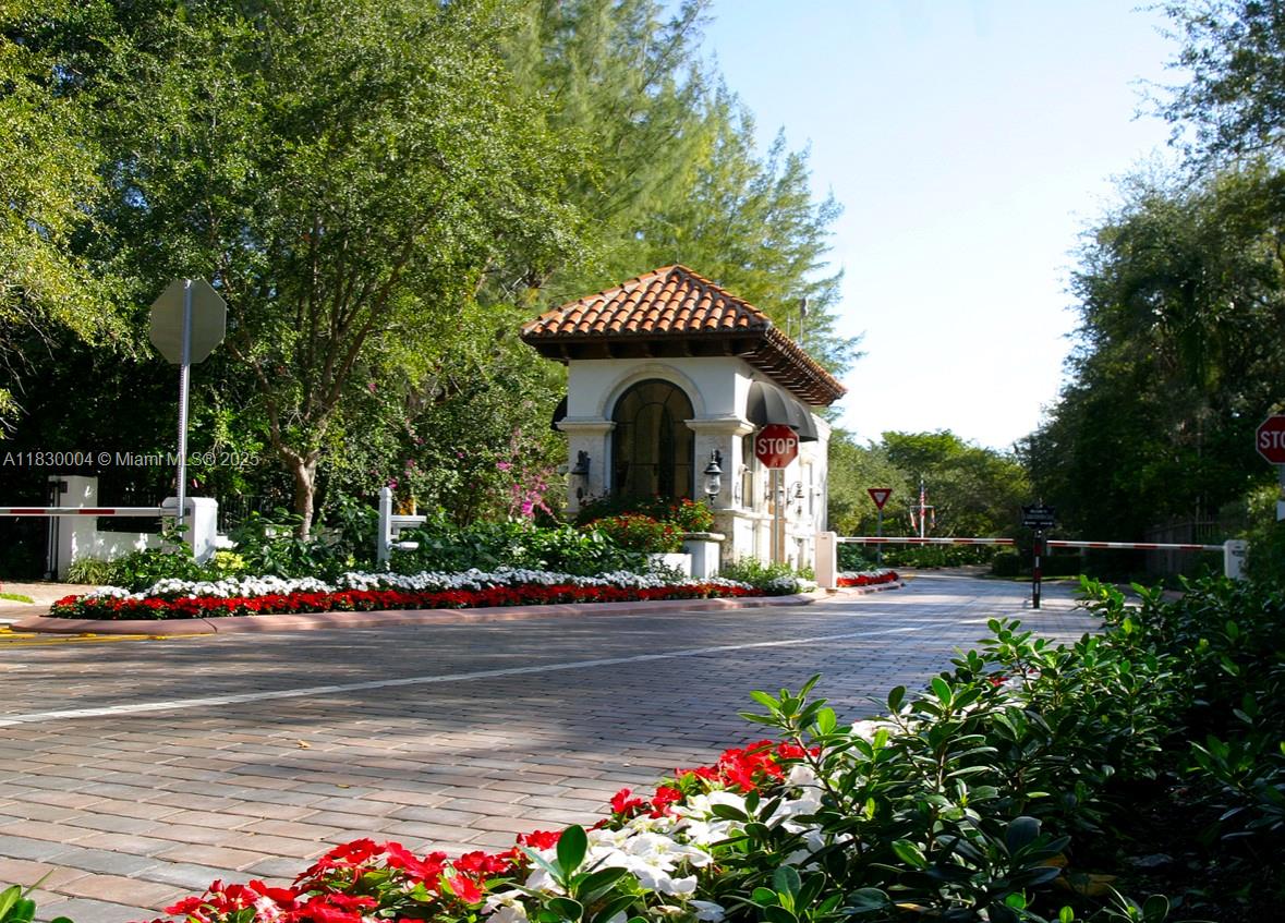 41 Arvida Pkwy, Coral Gables, Florida 33156, 8 Bedrooms Bedrooms, ,9 BathroomsBathrooms,Residential,Sold,GABLES ESTATES NO 3,Arvida Pkwy,A11830004