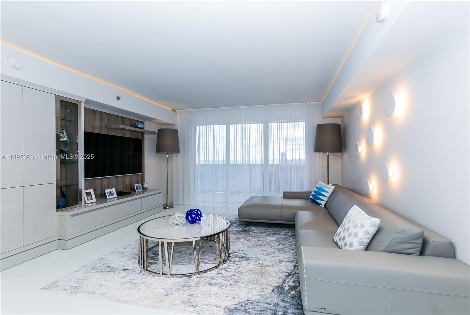 1830 Ocean Dr, Hallandale Beach, Florida 33009, 3 Bedrooms Bedrooms, ,3 BathroomsBathrooms,Residential Lease,For Rent,BEACH CLUB TWO,Ocean Dr,A11895363