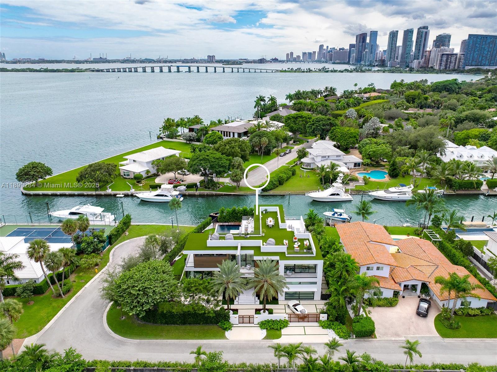790 Lake Rd, Miami, Florida 33137, 6 Bedrooms Bedrooms, ,7 BathroomsBathrooms,Residential,For Sale,BAY POINT,Lake Rd,A11899284
