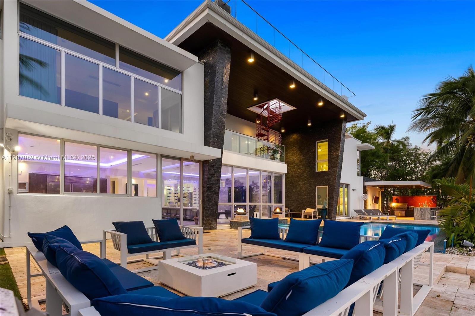 300 Royal Plaza Dr, Fort Lauderdale, Florida 33301, 7 Bedrooms Bedrooms, ,6 BathroomsBathrooms,Residential Lease,For Rent,STILWELL ISLES,Royal Plaza Dr,A11907089