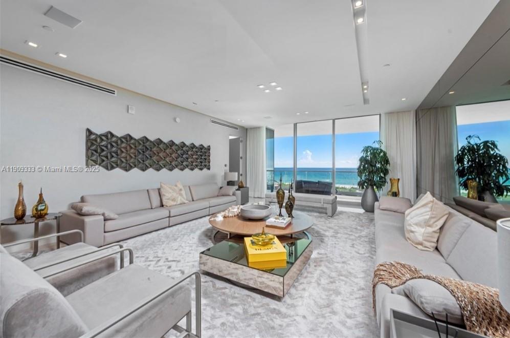 9349 Collins Ave, Surfside, Florida 33154, 3 Bedrooms Bedrooms, ,4 BathroomsBathrooms,Residential,For Sale,CHATEAU OCEAN CONDO,Collins Ave,A11909333