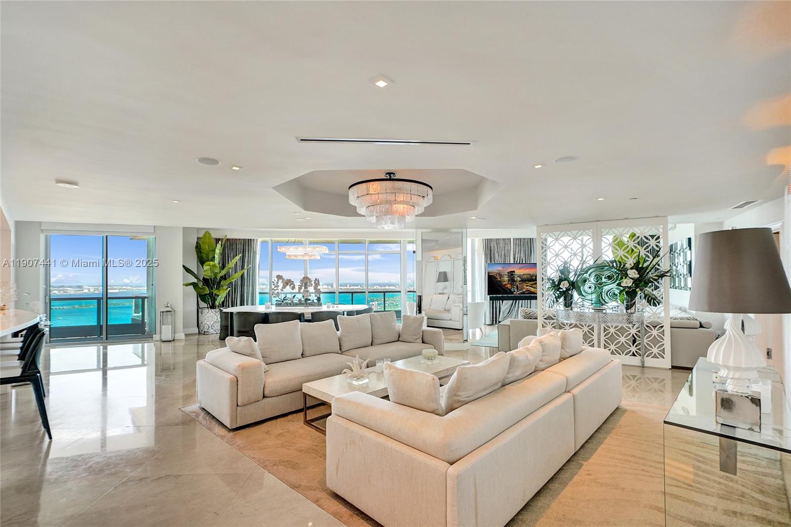900 Biscayne Blvd, Miami, Florida 33132, 3 Bedrooms Bedrooms, ,4 BathroomsBathrooms,Residential,For Sale,900 BISCAYNE BAY CONDO,Biscayne Blvd,A11907441