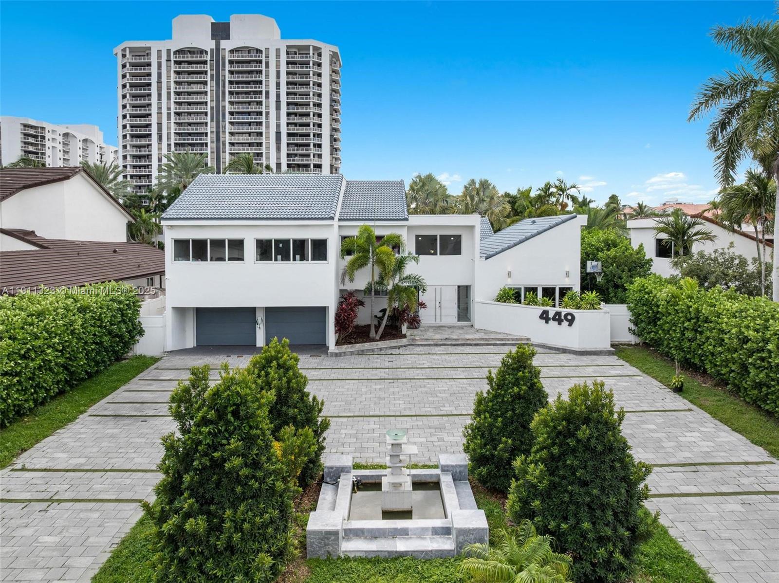 449 Holiday Dr, Hallandale Beach, Florida 33009, 5 Bedrooms Bedrooms, ,5 BathroomsBathrooms,Residential,For Sale,GOLDEN ISLES ESTATES,Holiday Dr,A11911323