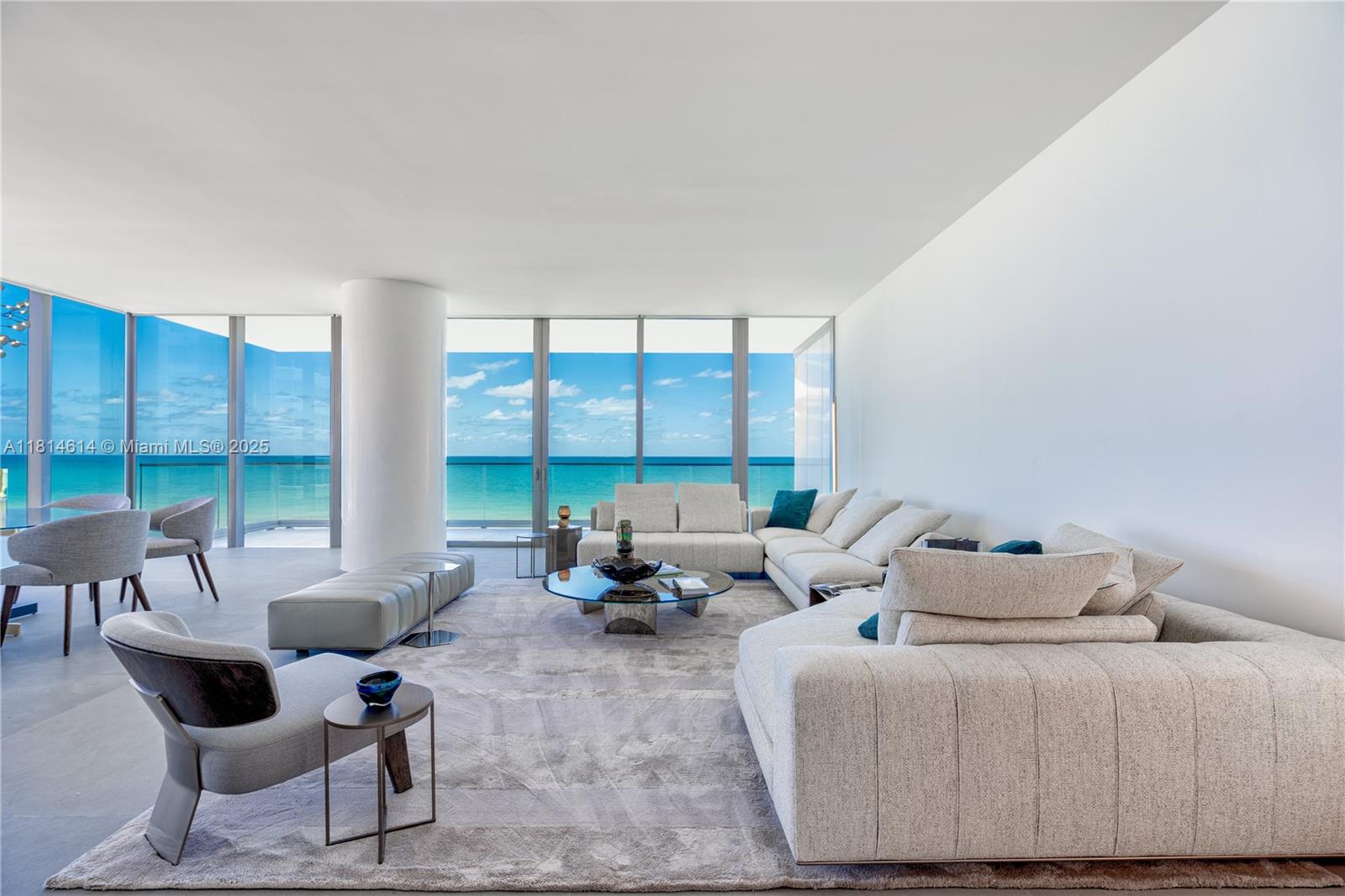 2000 OCEAN DRIVE, Hallandale Beach, Florida 33009, 3 Bedrooms Bedrooms, ,3 BathroomsBathrooms,Residential,Sold,2000 OCEAN,OCEAN DRIVE,A11814614