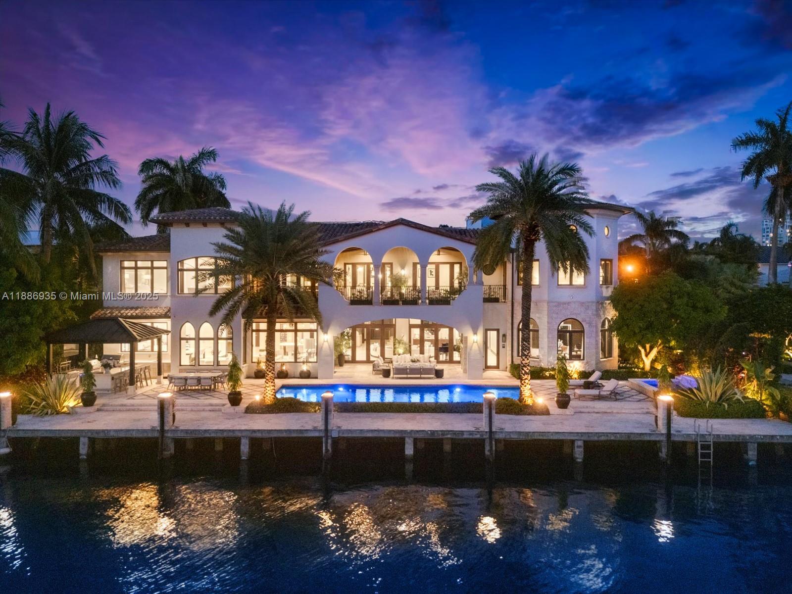 821 Solar Isle Dr, Fort Lauderdale, Florida 33301, 6 Bedrooms Bedrooms, ,6 BathroomsBathrooms,Residential,Sold,RIVIERA,Solar Isle Dr,A11886935