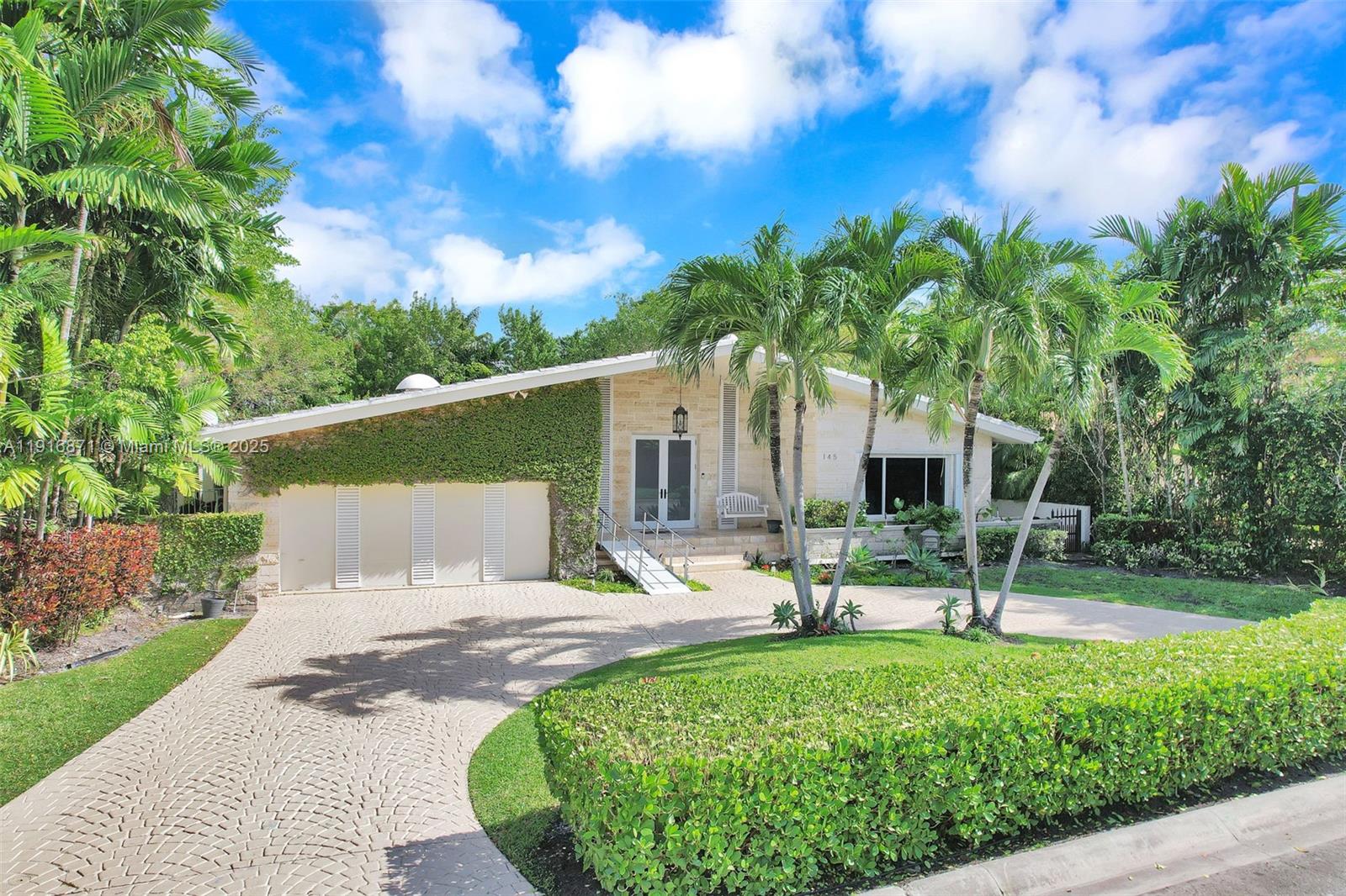 145 Bal Bay Dr, Bal Harbour, Florida 33154, 3 Bedrooms Bedrooms, ,4 BathroomsBathrooms,Residential,For Sale,BAL HARBOUR RES SEC,Bal Bay Dr,A11916871