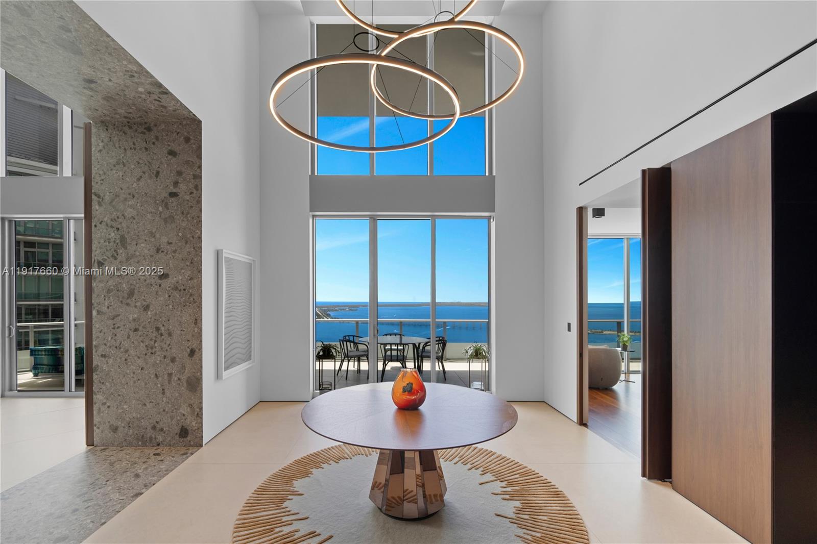 1300 Brickell Bay Dr, Miami, Florida 33131, 6 Bedrooms Bedrooms, ,6 BathroomsBathrooms,Residential Lease,For Rent,BRICKELLHOUSE CONDO,Brickell Bay Dr,A11917660