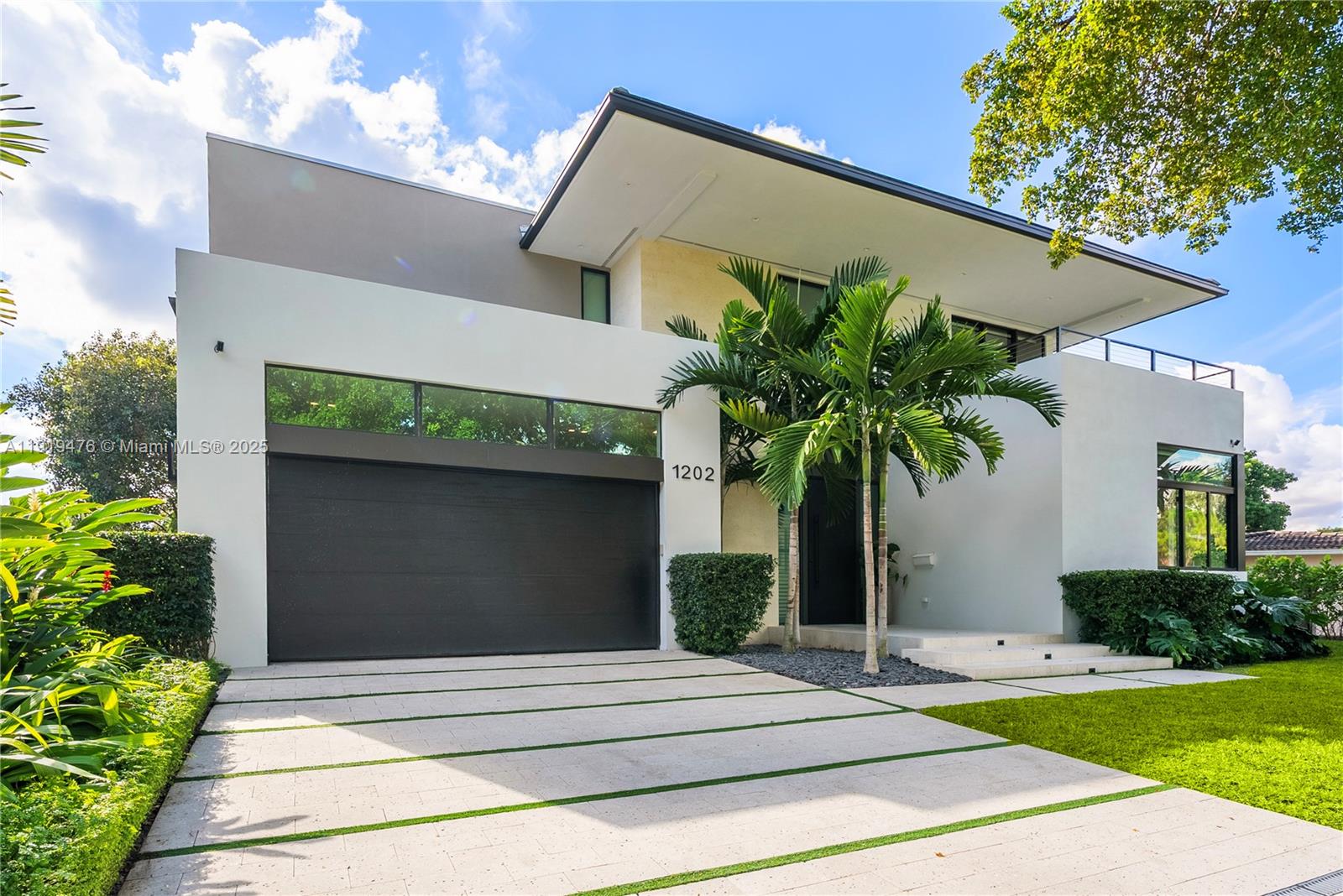 1202 93rd St, Miami Shores, Florida 33138, 6 Bedrooms Bedrooms, ,5 BathroomsBathrooms,Residential,For Sale,BAY LURE,93rd St,A11919476