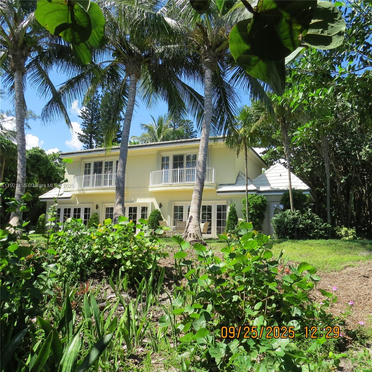 404 Beach Rd, Jupiter Island, Florida 33455, 3 Bedrooms Bedrooms, ,3 BathroomsBathrooms,Residential Lease,For Rent,JUPITER ISLAND,Beach Rd,A11921455