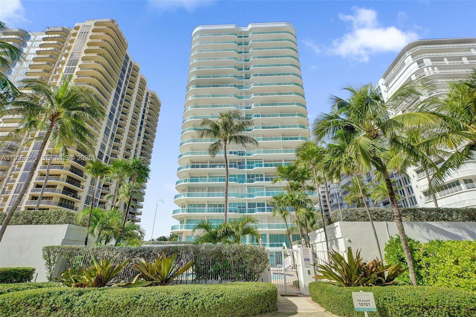 10101 Collins Ave, Bal Harbour, Florida 33154, 2 Bedrooms Bedrooms, ,4 BathroomsBathrooms,Residential Lease,For Rent,THE PALACE AT BAL HARBOUR,Collins Ave,A11923665