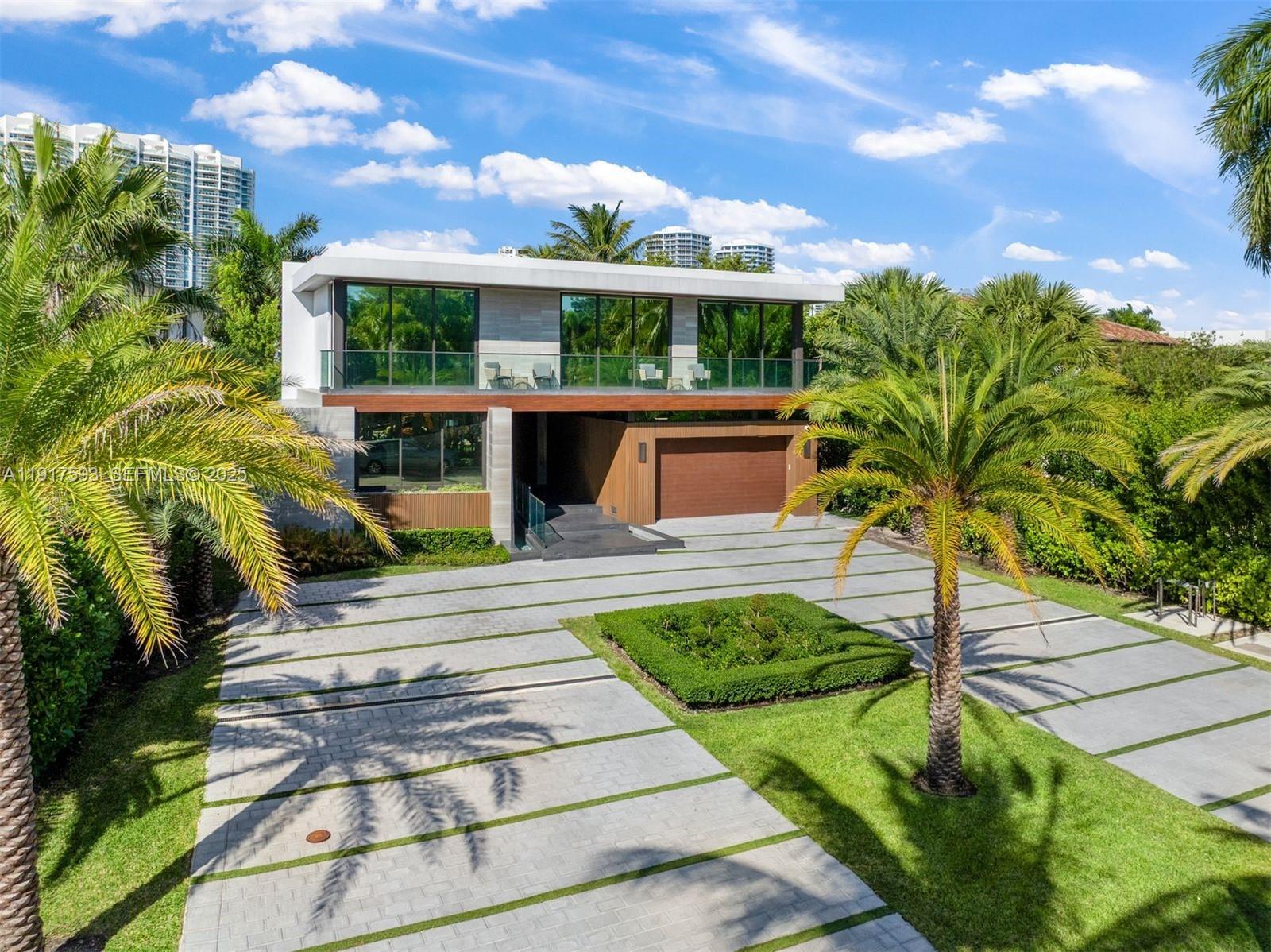 342 Parkway, Golden Beach, Florida 33160, 6 Bedrooms Bedrooms, ,6 BathroomsBathrooms,Residential,For Sale,GOLDEN BEACH SEC E,Parkway,A11917593