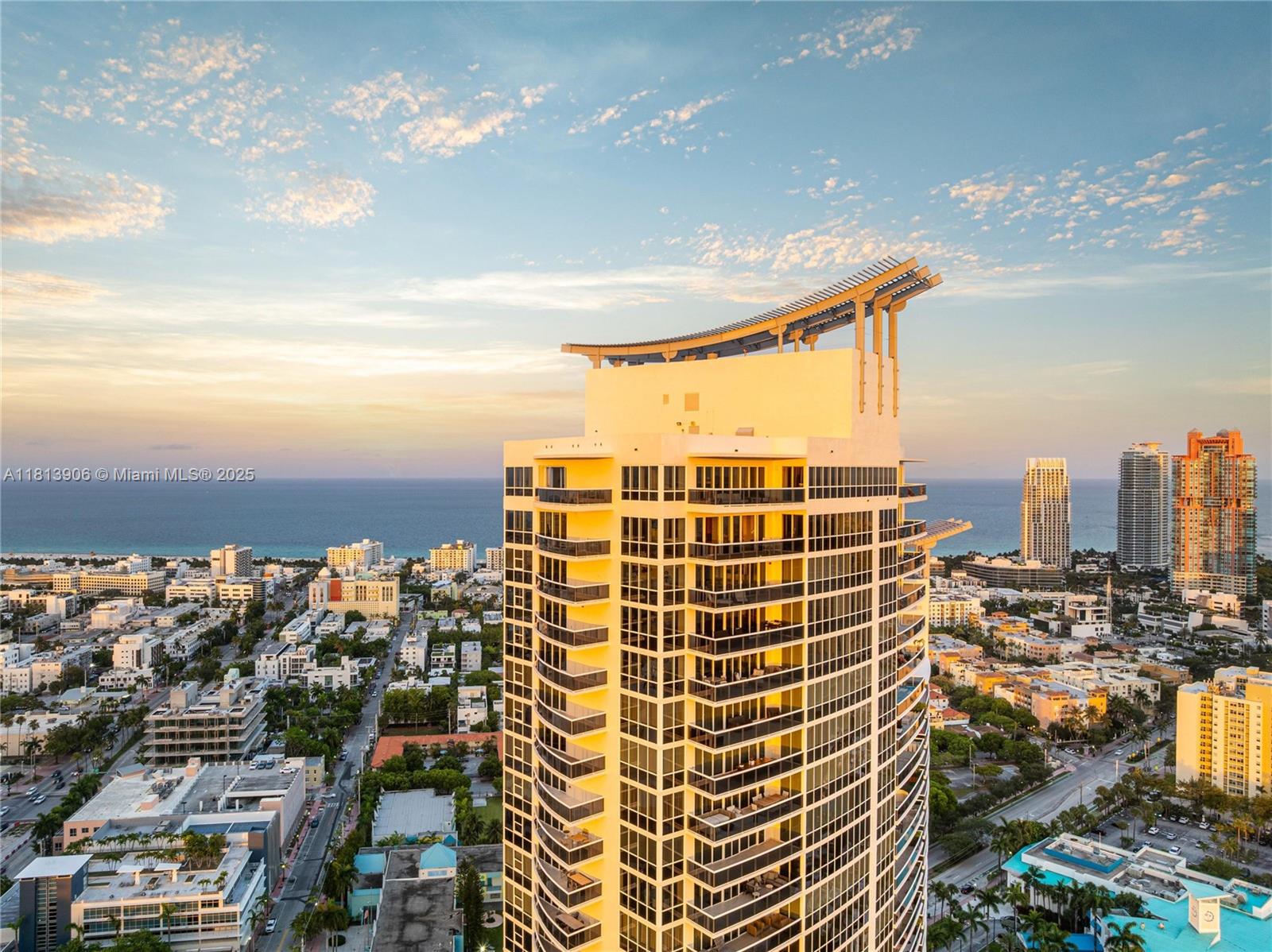400 Alton Rd, Miami Beach, Florida 33139, 3 Bedrooms Bedrooms, ,3 BathroomsBathrooms,Residential,Sold,MURANO GRANDE AT PORTOFIN,Alton Rd,A11813906