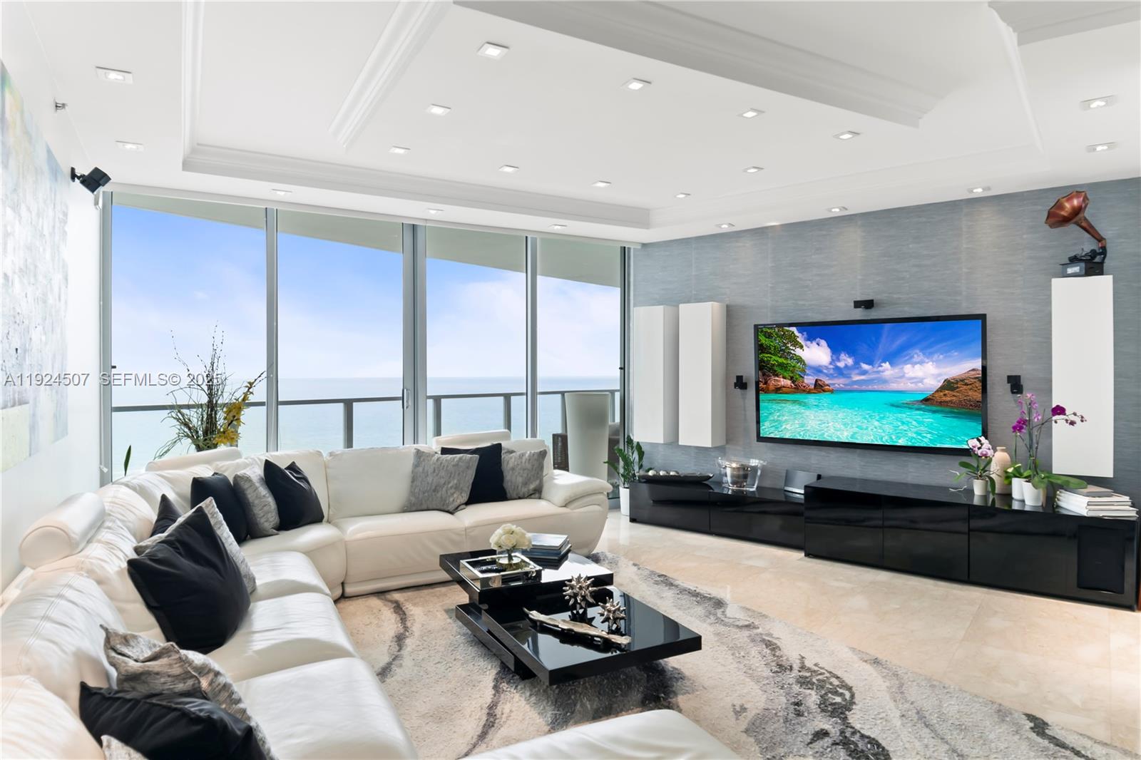 3101 Ocean Dr, Hollywood, Florida 33019, 3 Bedrooms Bedrooms, ,3 BathroomsBathrooms,Residential Lease,For Rent,OCEAN PALMS CONDO,Ocean Dr,A11924507