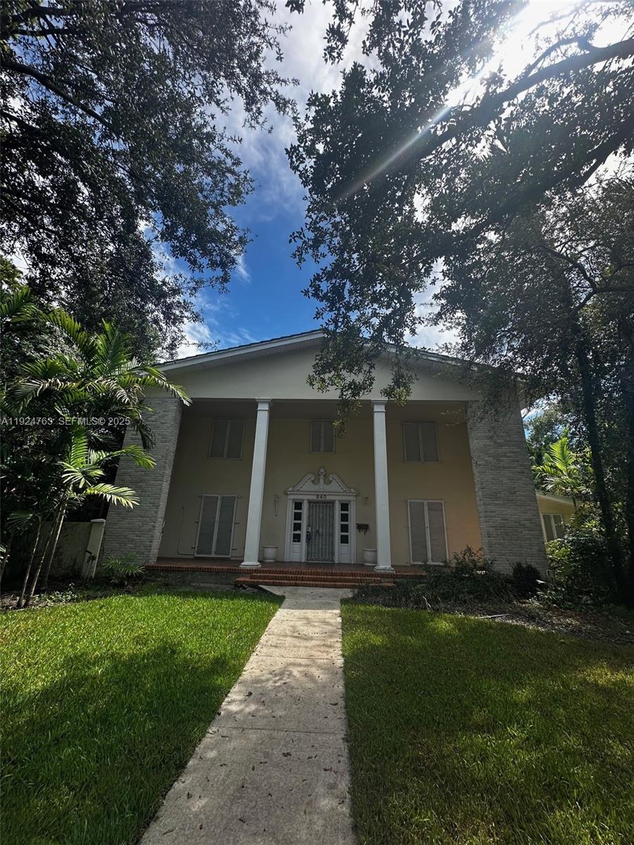 640 Grand Concourse, Miami Shores, Florida 33138, 4 Bedrooms Bedrooms, ,4 BathroomsBathrooms,Residential,For Sale,MIAMI SHORES SEC 4 AMD PL,Grand Concourse,A11924763