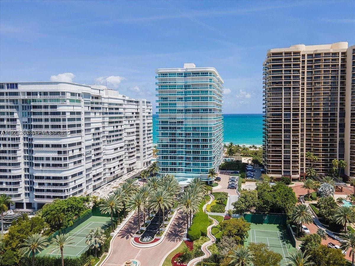 10101 Collins Ave, Bal Harbour, Florida 33154, 2 Bedrooms Bedrooms, ,4 BathroomsBathrooms,Residential,For Sale,THE PALACE AT BAL HARBOUR,Collins Ave,A11923265
