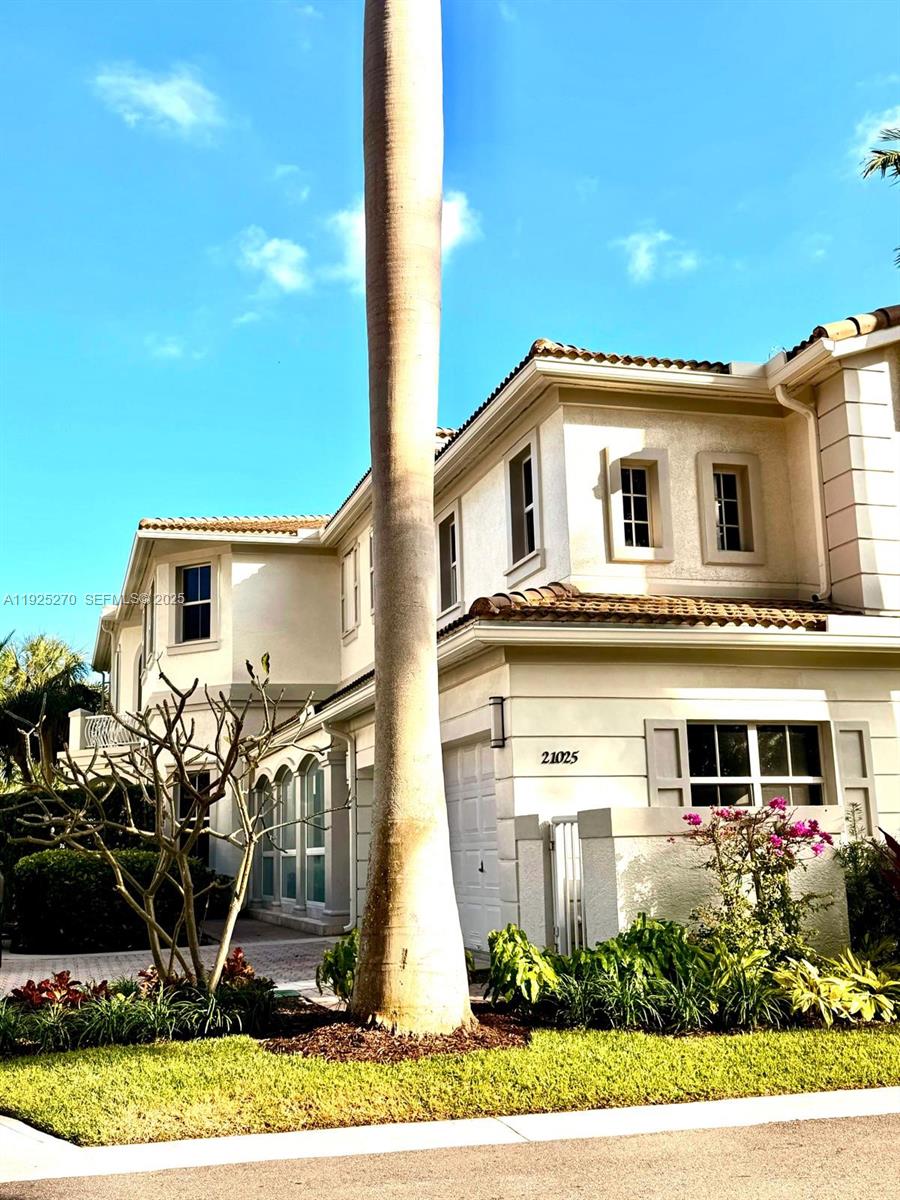 21025 38th Ave, Aventura, Florida 33180, 4 Bedrooms Bedrooms, ,3 BathroomsBathrooms,Residential Lease,For Rent,THE COURTYARDS AT THE POIN,38th Ave,A11925270