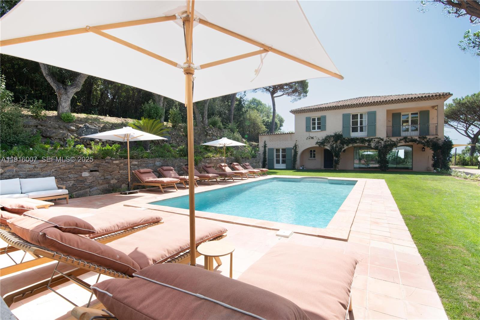 Saint Anne Parma, Florida, 5 Bedrooms Bedrooms, ,5 BathroomsBathrooms,Residential Lease,For Rent,SAINT TROPEZ,Parma,A11916007