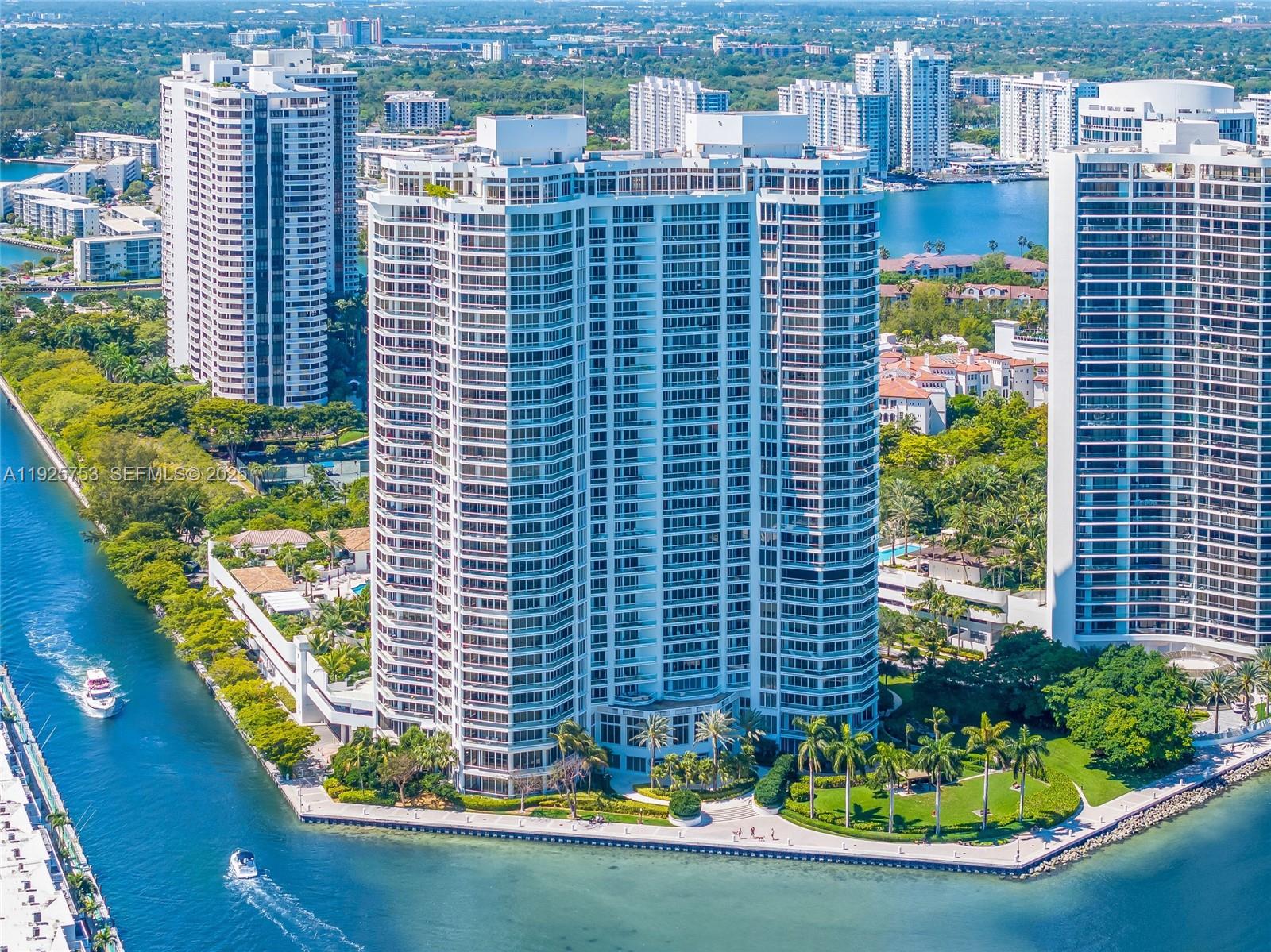 2600 Island Blvd, Aventura, Florida 33160, 3 Bedrooms Bedrooms, ,3 BathroomsBathrooms,Residential,For Sale,WILLIAMS ISLAND,Island Blvd,A11925753
