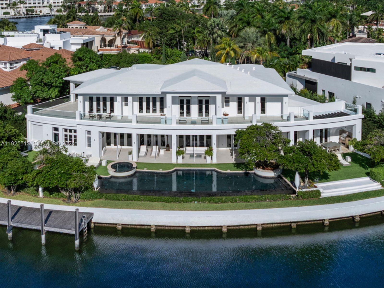 142 Island Dr, Golden Beach, Florida 33160, 6 Bedrooms Bedrooms, ,8 BathroomsBathrooms,Residential,For Sale,GOLDEN BEACH SEC D,Island Dr,A11925513