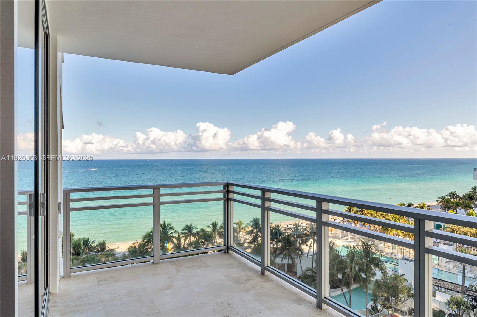 3535 Ocean Dr, Hollywood, Florida 33019, 2 Bedrooms Bedrooms, ,2 BathroomsBathrooms,Residential,For Sale,DIPLOMAT OCEANFRONT RESID,Ocean Dr,A11926863